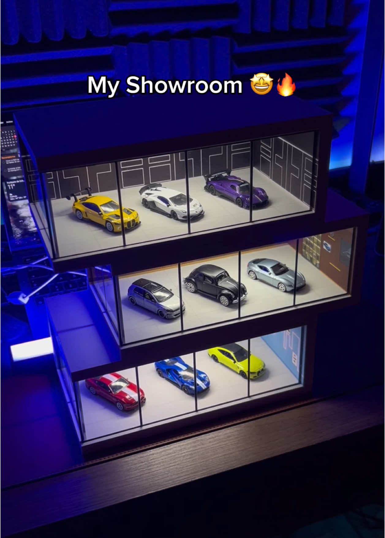 Who’s collecting Hot Wheels? 🚘🔥  #hotwheels #showroom #garage #diecastmodels #toycars 