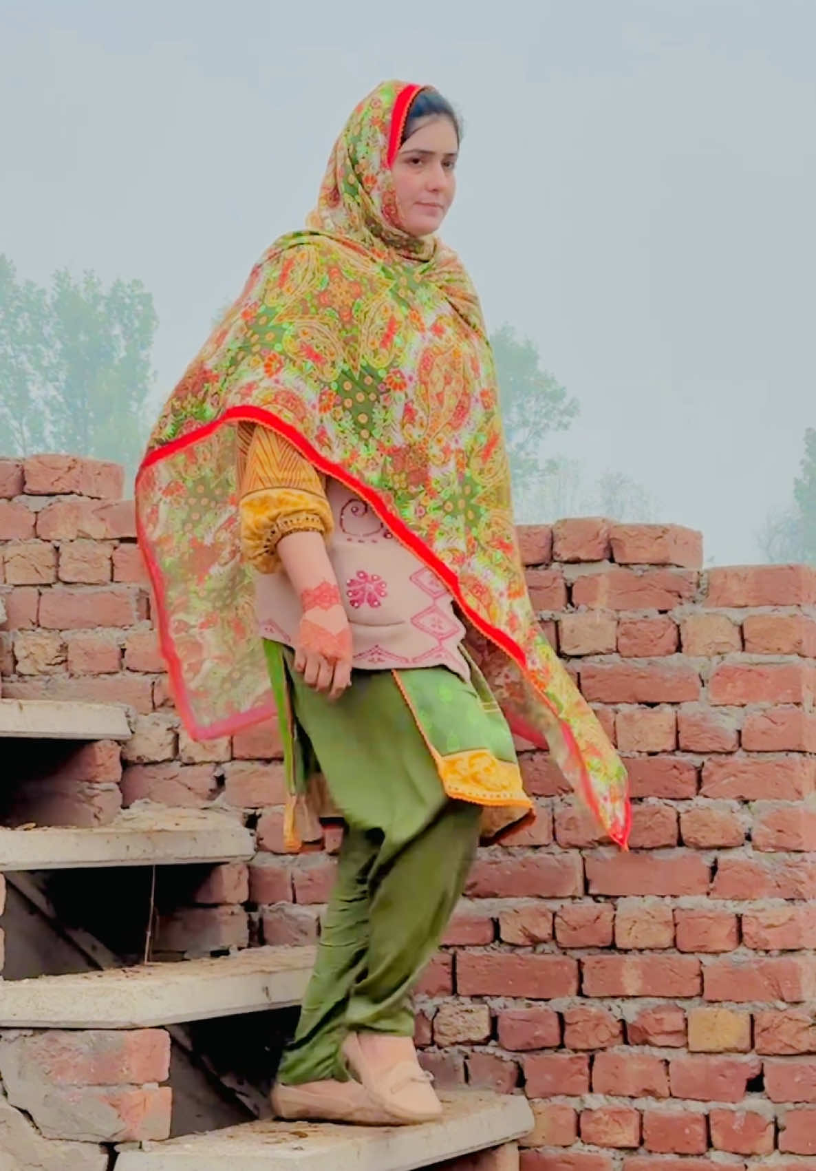 Sardi#azraimran51 #standwithkashmir #azraimran #villagelife #pakistan #villagequeenAzraImran #imranmangat #foryou #onemillionaudition #tractorgirl #foryoupage #EveryPostMatters #iVerified #livegift #NoExcuse 