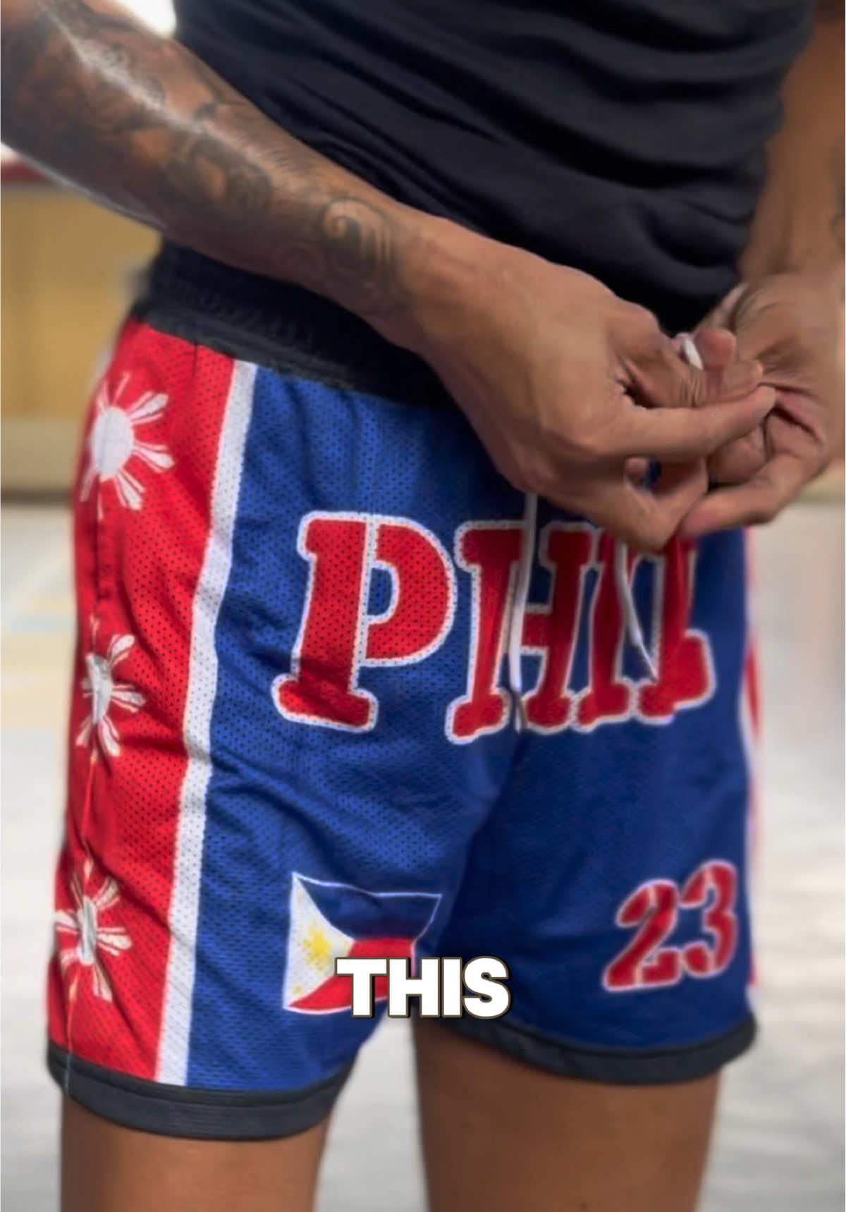 Angas ng mga design ng mga mesh short nila mga lods bagay sa mga ensayo at pwede rin pang porma🥰🔥 #meshshort #shorts #basketballshort #short #flyingbam  #panalaygaming #dayoseries 