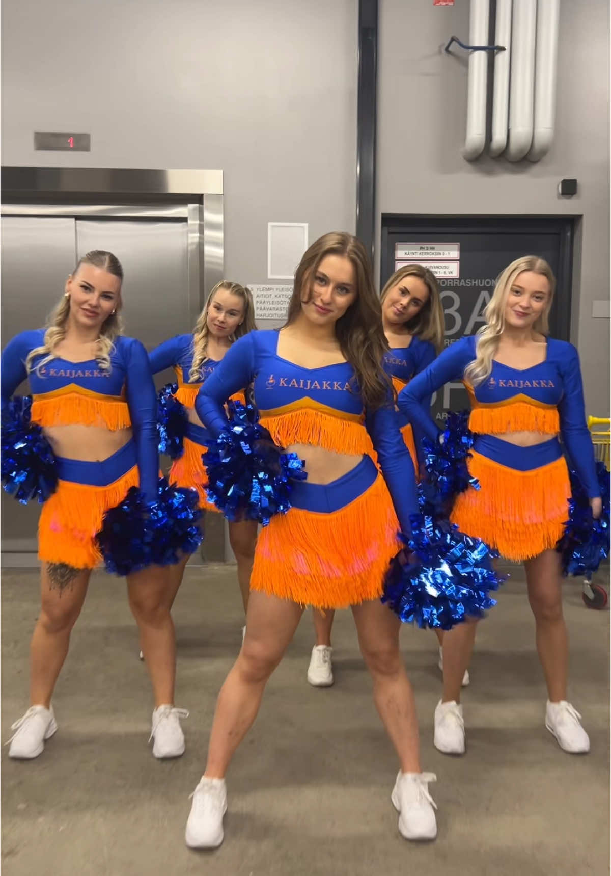 Eilen tappioputki katkes ja vielä lukemin 7-1🔥😮‍💨 #sparklingpromotions #sparklingstars #tappara #dance 