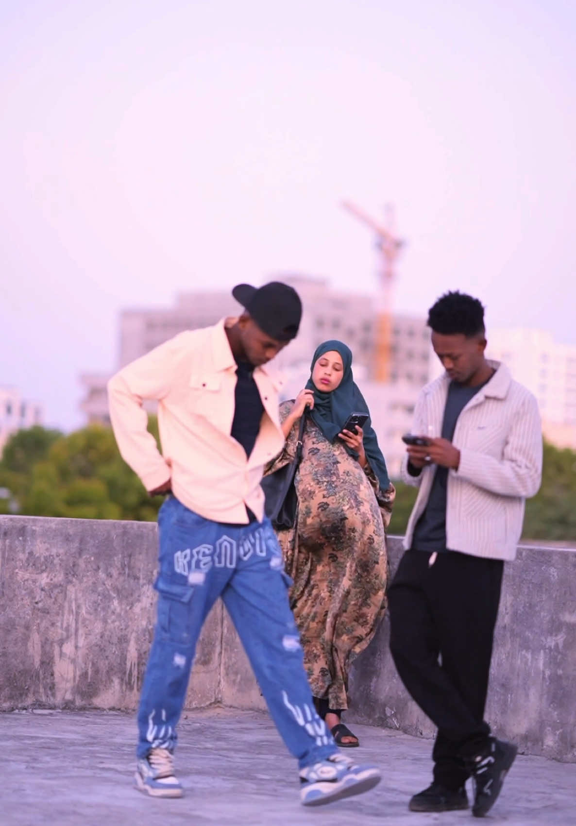 @Mss socod 💃🏽🇸🇴🦋 @life.is.simple8 @Loosey8 @C.raxmaan©️®️7️⃣🐐🦅 @@wiilo___hassan @Samiir_boss #viral_video #somalitiktok #trendingvideo #fyp #team_jiiro_qabo #guuxaaye #guxaaye 