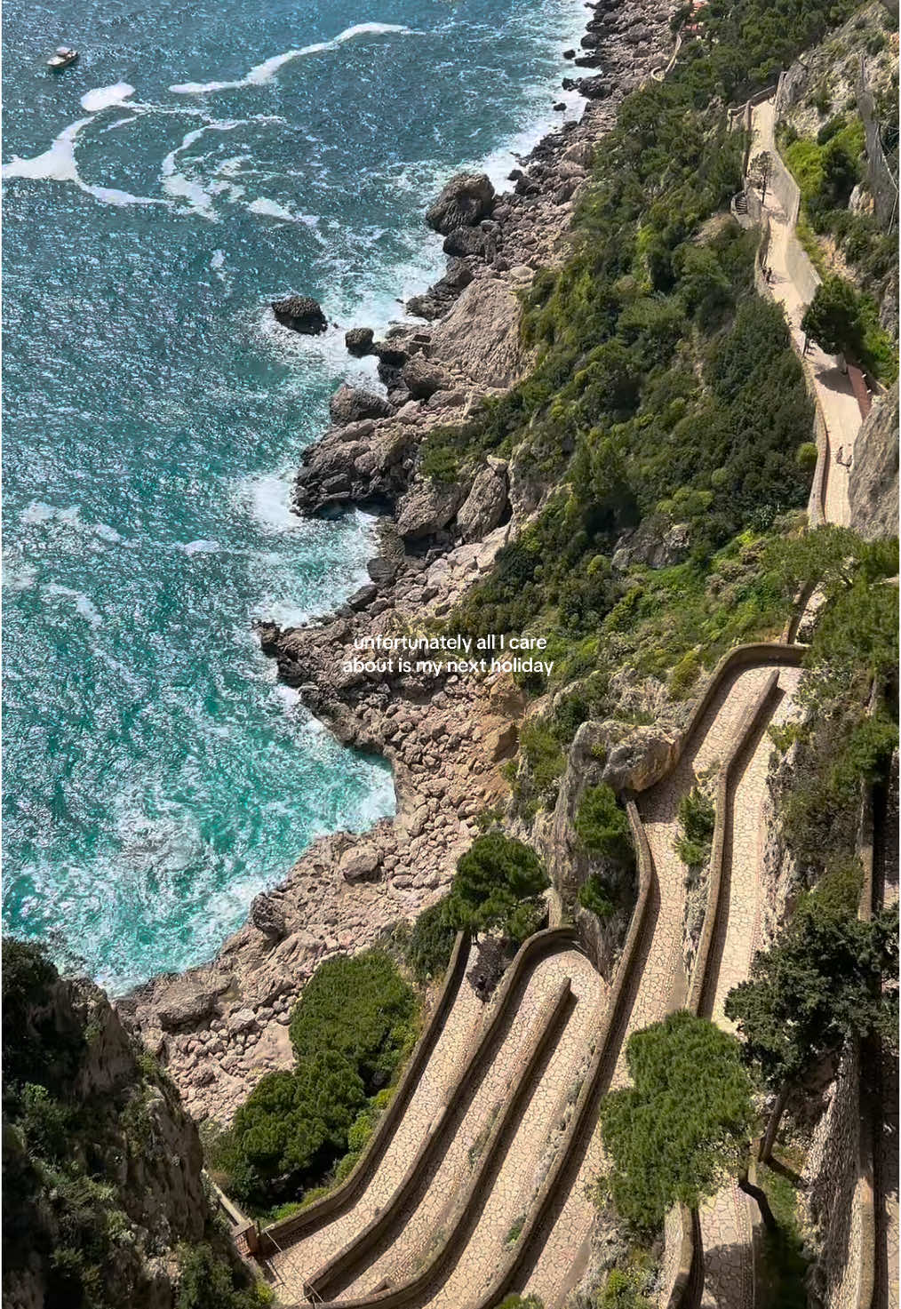 craving summer 🍸⭐️🌞 #traveltiktok #travellife #2025travel #girlstrip #travelaesthetic #travelgirl #cravingsummer #summervibes #fypシ゚ #viraltiktoks #fyppp 