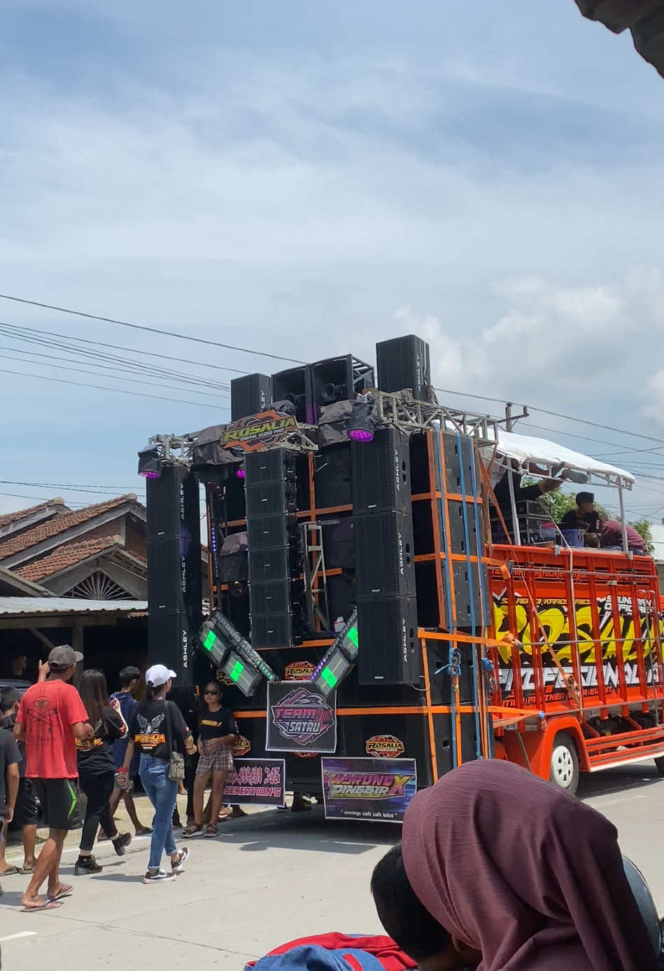 sangar@ROSALIA pro audio #4u #soundhoregjawatimur #masukberanda #karnavalsoundsystem #pati24jam 