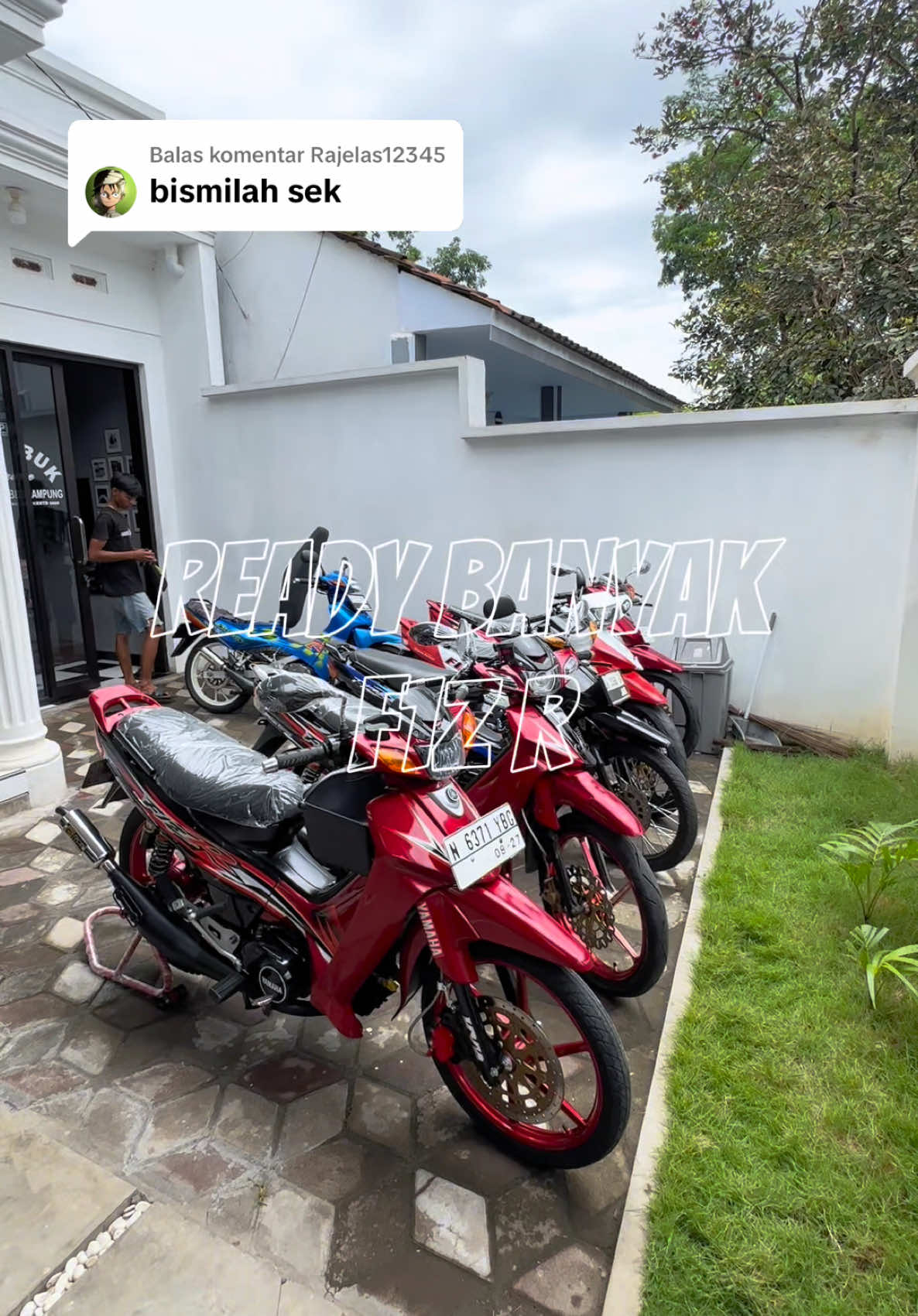 Membalas @Rajelas12345 Ready Banyak Mulai harga 12,5 Lengkap pajak hidup 🔥🔥 #anakibukgarage #showroomanakibukgarage #anakibuk2stroke #anakibukjember #jember #bangsalsarijember #fizr #yamaha #fiz #fizr_2stroke #fizrmodifikasi 