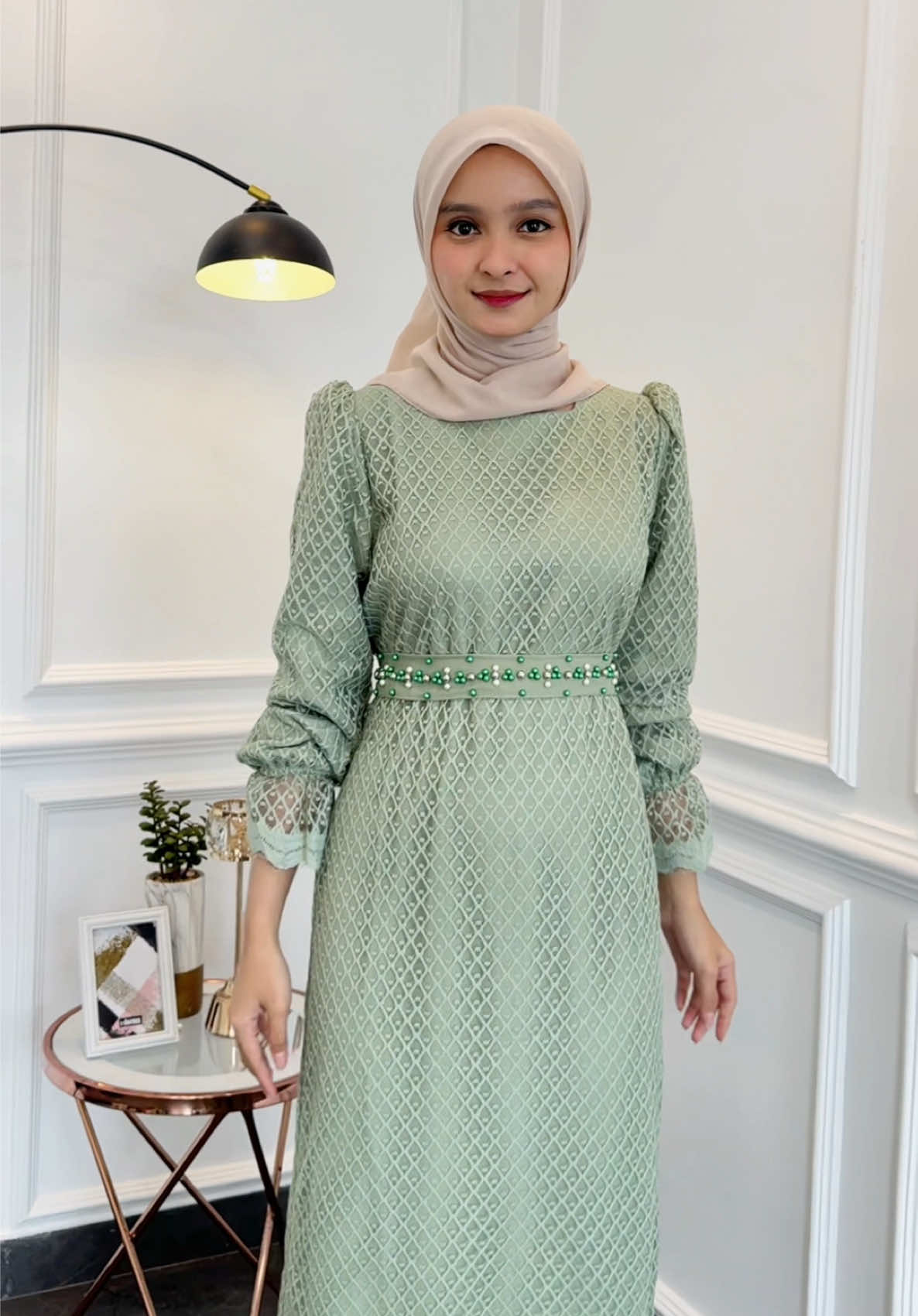 Silvy dress warna matcha💚💚 #outfitlebaran #gamislebaran #ramadhan2025 #gamisbukber #marhabanyaramadhan #ramadhantiba #outfitraya #ramadhankareem #fyp 