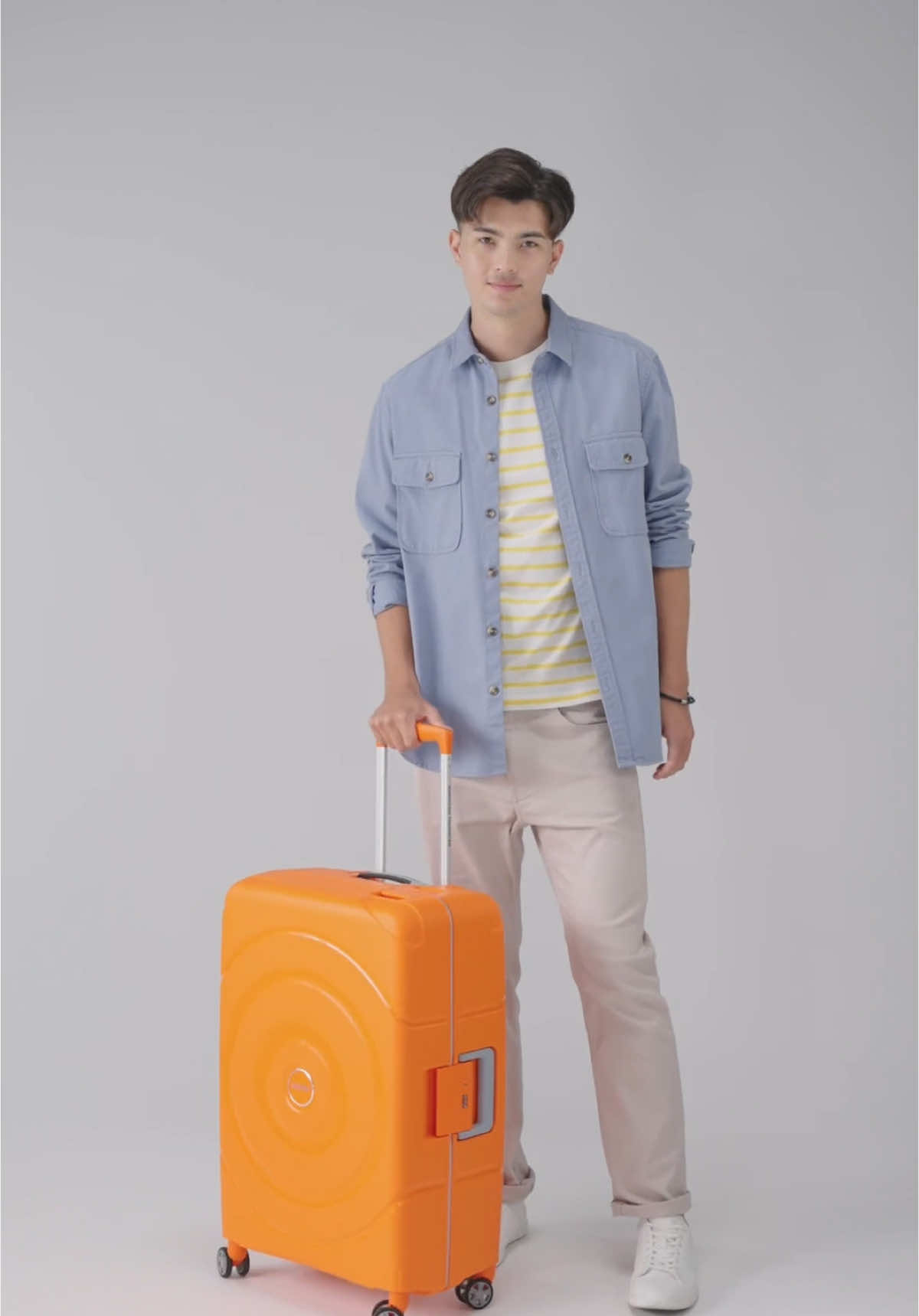 Vali khoá gập CIRCURITY- AMERICAN TOURISTER, Trang bị ngăn chống thấm đựng đồ ướt 4 bánh xe đôi 360° vận hành êm nhẹ, ổn định Hệ thống khóa Xtrasecu™ 3 điểm Vỏ ngoài khả năng chống trầy xước #houseofluggage #AmericanTourister #vali #circurity 