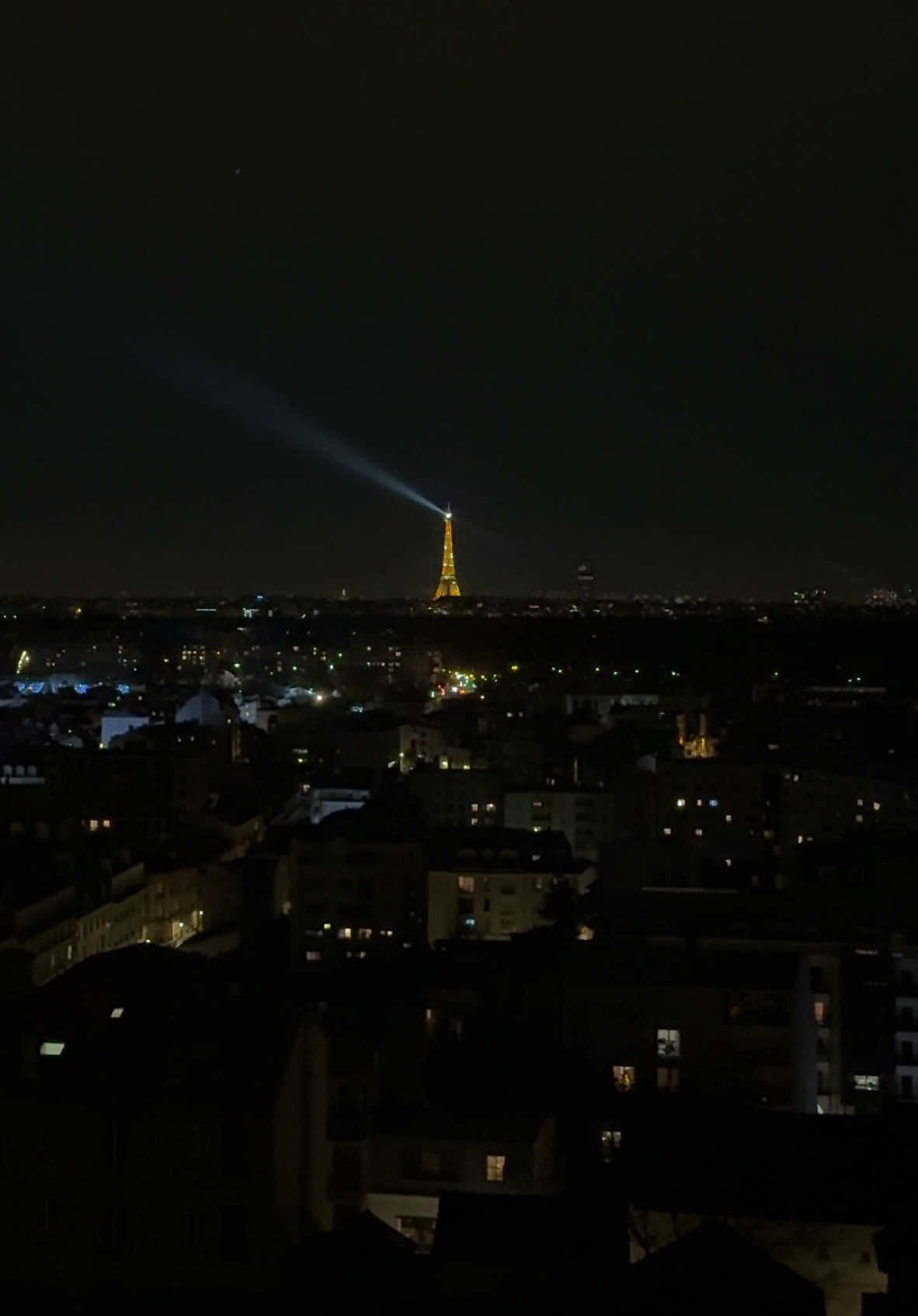 When this is the view from your apartment  😍 #eiffeltower #paris #france #parisianstyle #fyp 