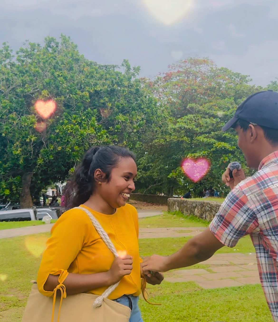 ජොනි අයියා පරදයි මල්ලියේ 😭🫦 #srilanka #foryou #socialexperiments #prank #pranks #streetinterview 