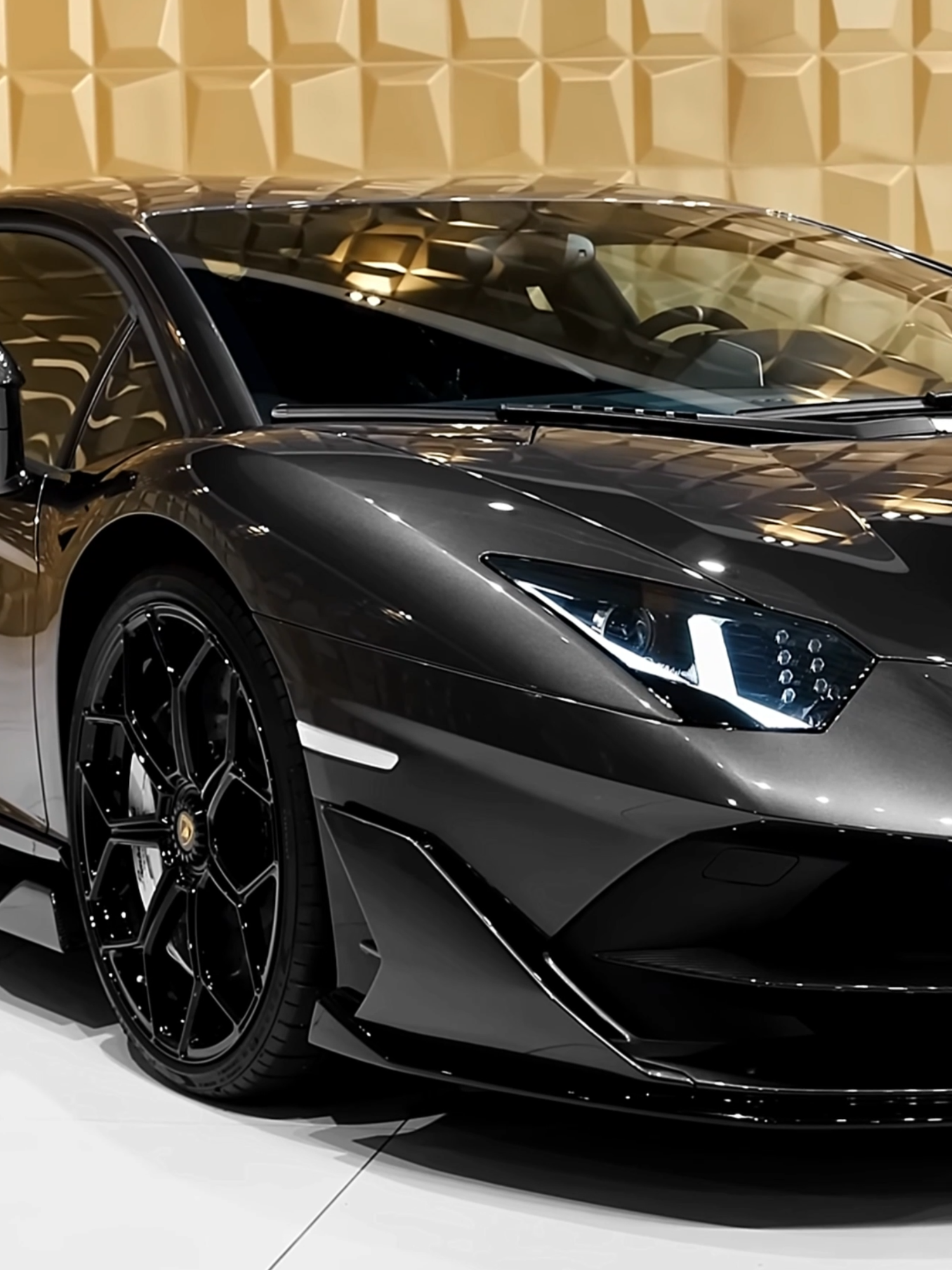 SVJ Lamborghini Aventador | Interior & Exterior | #SVJ #Lamborghini #LamborghiniSVJ #Aventador #AventadorSVJ #LamborghiniAventador #CarsTiktok #LuxuryCars #DreamCar #SportCar #CarTrends #CarSpotting