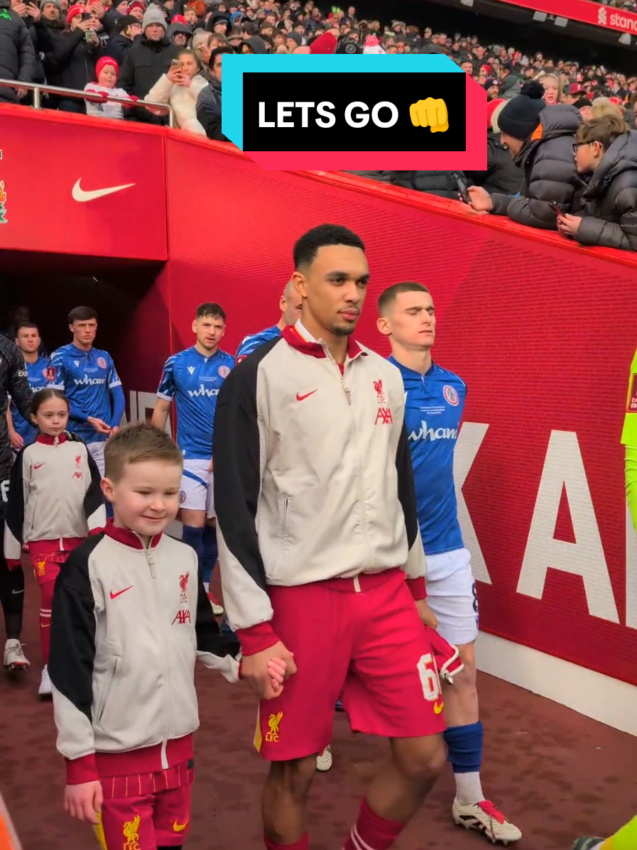 Let's go Reds 👊