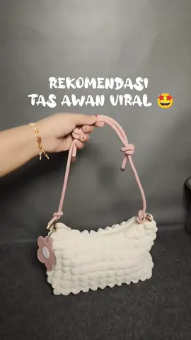 Racun tas lagi,gemes banget 🎀 #tasawan#taswanita#taskoreanstyle#shoulderbag#fyp 