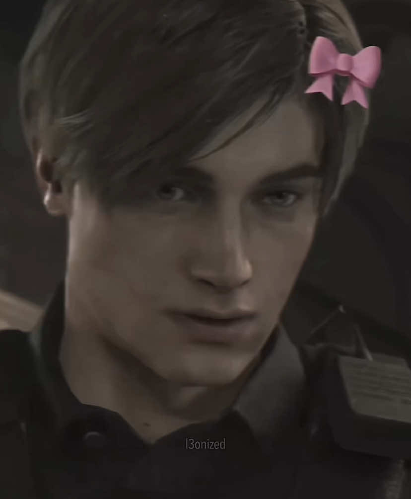 he’s such a cutie patotie #leonkennedy #re2remake #fyp #foryoupagе #goviral #cutie #game 