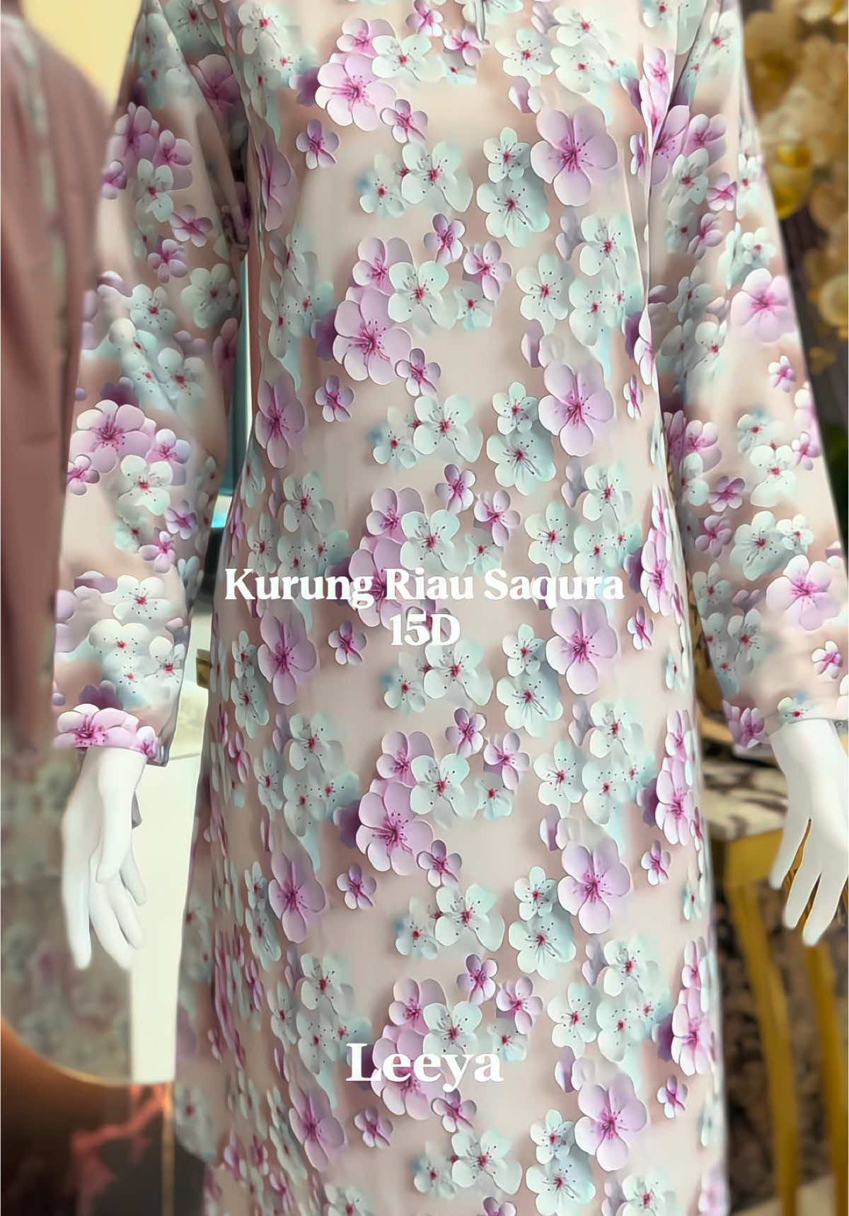 Cantiknya kurung riau corak bunga sakura ni. Corak 15D viral dan trending raya 2025❤️ #kurungriau #kurungriaumoden #bajukurungriau #bajuraya2025 #kurungcantik #kurungprinted 