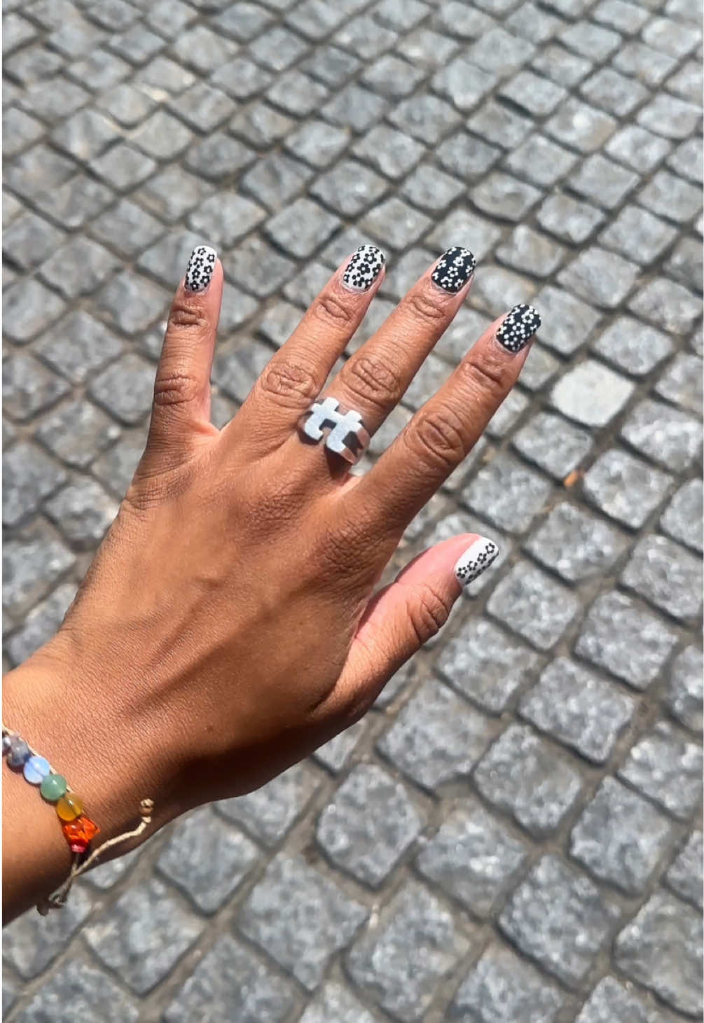 any else the same way? #nailart #nailtok #nailinspo #manicure #lisbon 