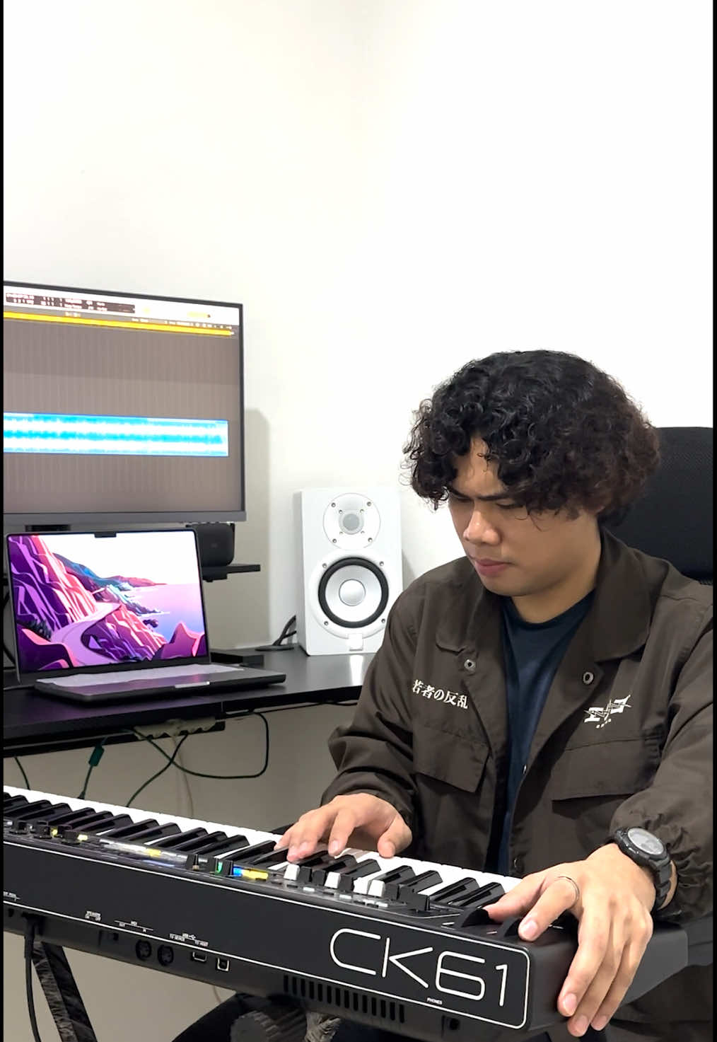 1st cover in my new room🙌🏻 track from Joowmoraes🔥  #tutorial #hexatonic #pentatonic #piano #keyboard #synthsizer #fyp #fypシ #viral #keyboardtutorial #tips 