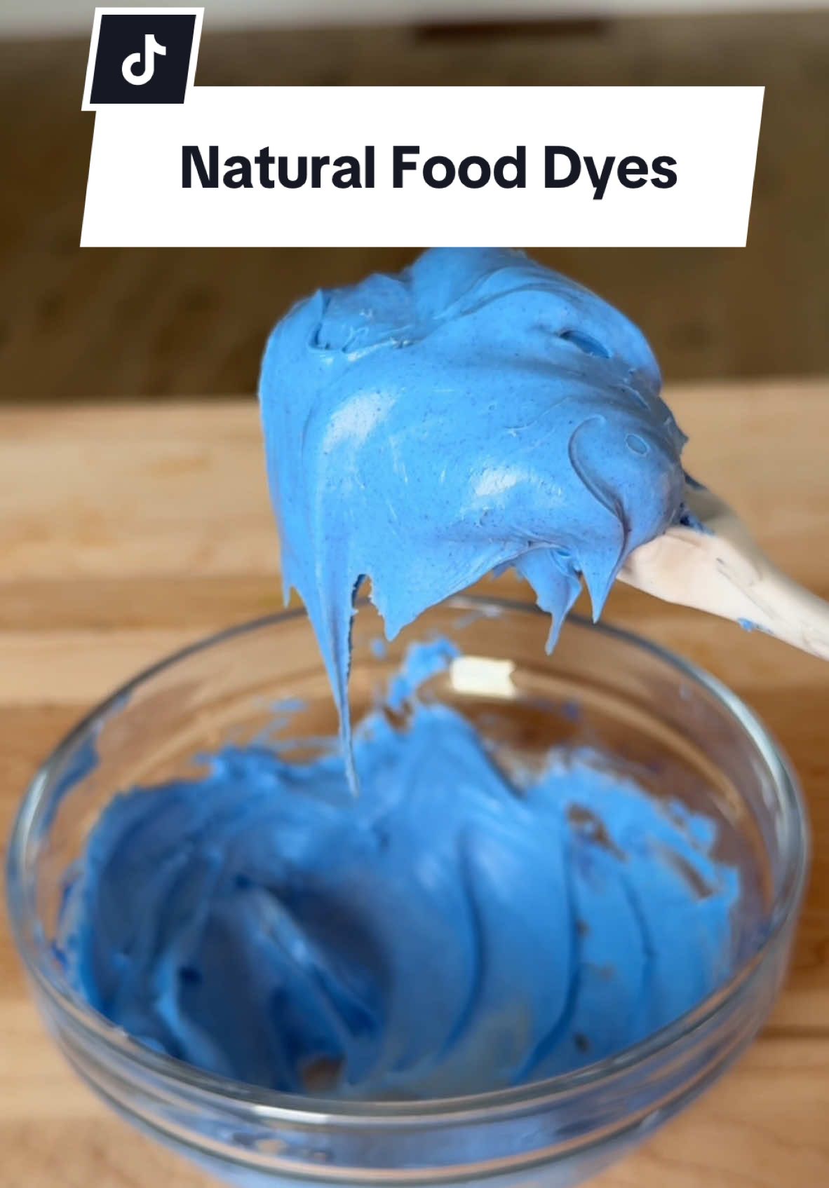 🌈Try these natural food dyes in 2025 by @plantyou. I suggest adding a 1/4 tsp at a time to get your desired color to things like icing and batter. Turmeric is the one that impacts flavor *significantly* so be light handed on it. #Recipe #food #healthy #baking #healthyfood #plantbased #plantbaseddiet #plantbasedfood #healthyeating 