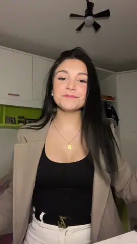 siempre me tira ami🫣