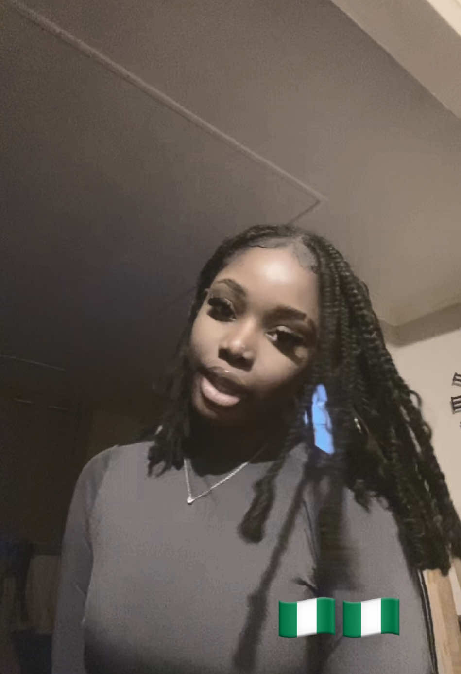 #nigerian #blackgirl #fyp #foryoupagee #uk #darkskin low-key forgot about Tik tok 😭