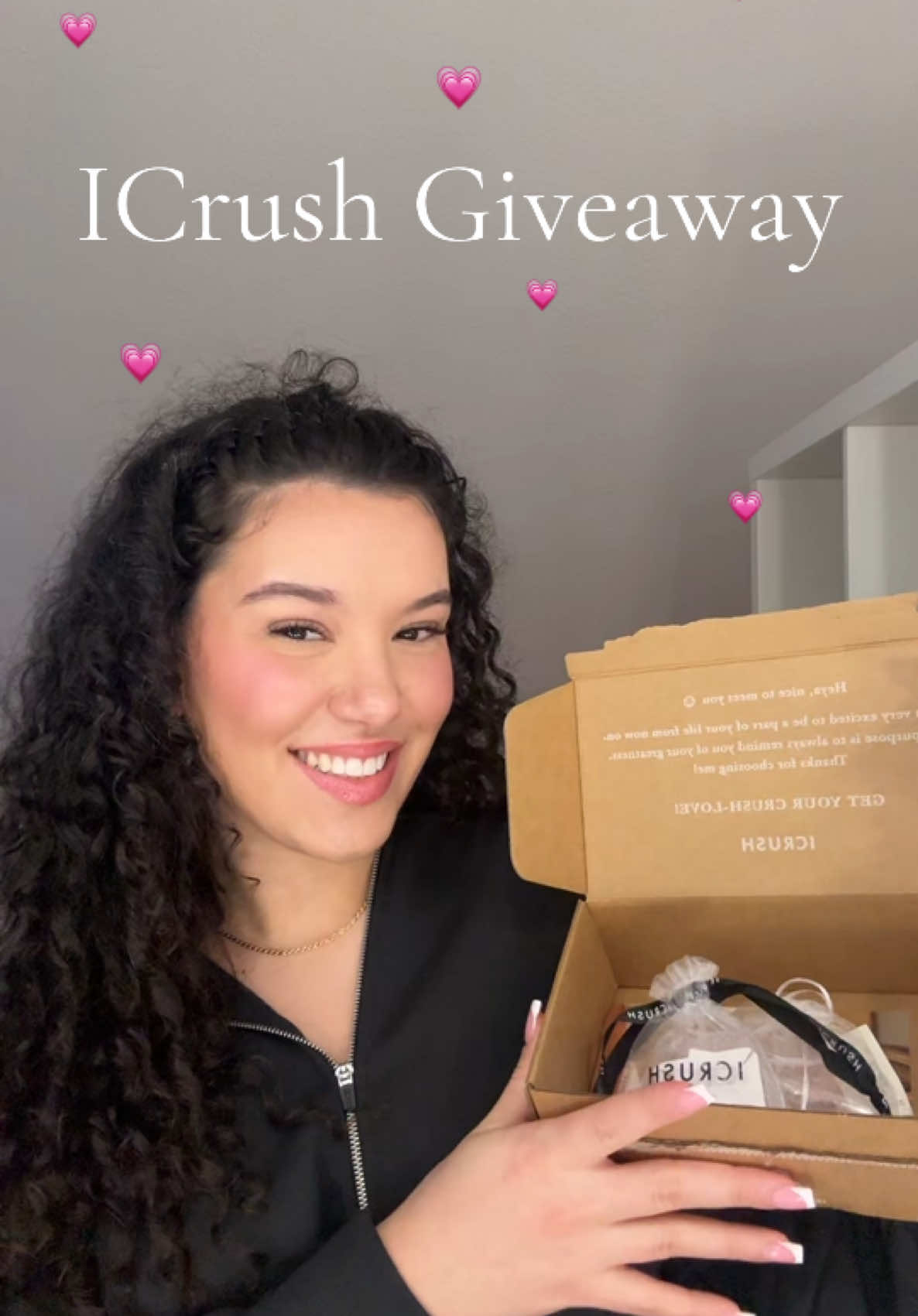 It‘s Giveaway Time!💗 Zusammen mit ICrush verlose ein wunderschönes Schmuckstück! Teilnahmebedingungen: 1. Folge mir und @ICRUSH_JEWELRY  2. Like dieses Video Markiere zwei Freund*innen, die das Gewinnspiel nicht verpassen dürfen Teile dieses Video, um deine Gewinnchancen zu erhöhen #icrushcollection, #icrushjewelry, #icrush #jewelry  Ich wähle zufällig eine(n) Gewinner*in aus den Kommentaren aus. Teilnahmeschluss: 25.01.2025 *Teilnahmeberechtigt sind alle deutschen Einwohner*innen über 18 Jahre. Dieses Gewinnspiel steht in keiner Verbindung zu TikTok. Daten werden nicht an Dritte weitergegeben. Viel Glück! ❤