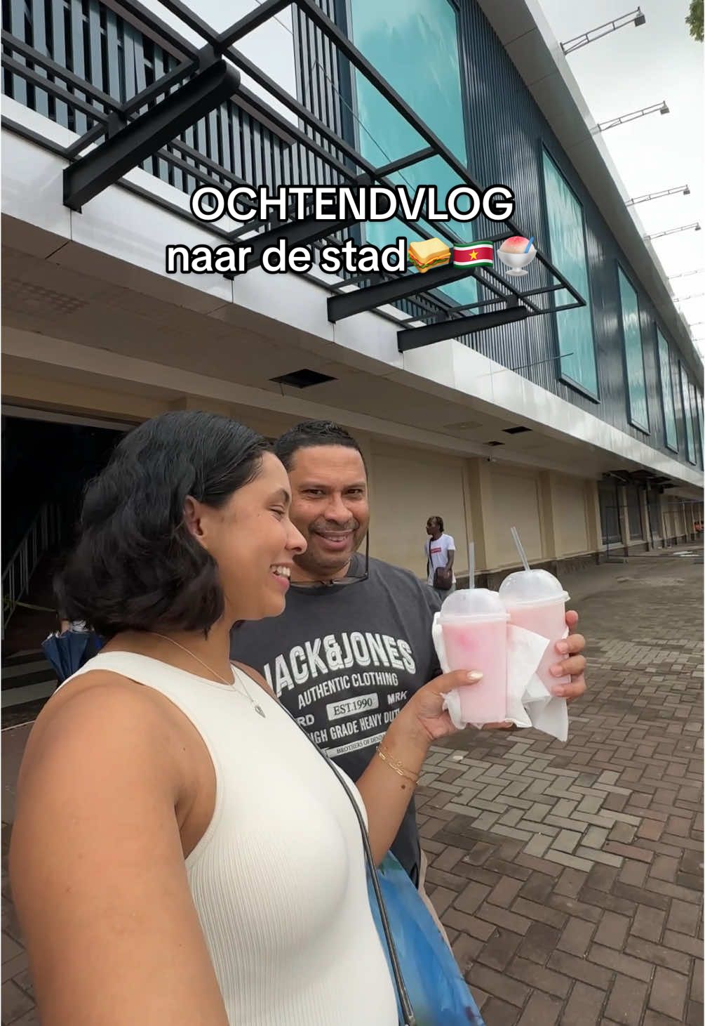 Zaterdagochtend is voor de stad😌 #fyp #ochtendvlog #naardestad #surinaamsebroodjes #anthonyscorner #readytex #schaafijs #ditlofamom #suriname #surinametiktokers #Vlog #dayinthelife #voorjou 