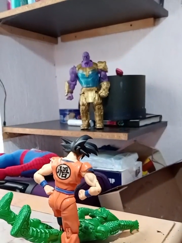 Papeadas Goku 🔥 Pronto live amigos!!! #uricollections #humor #parati #fyp #viraltiktok #peleasepicasdelanime 