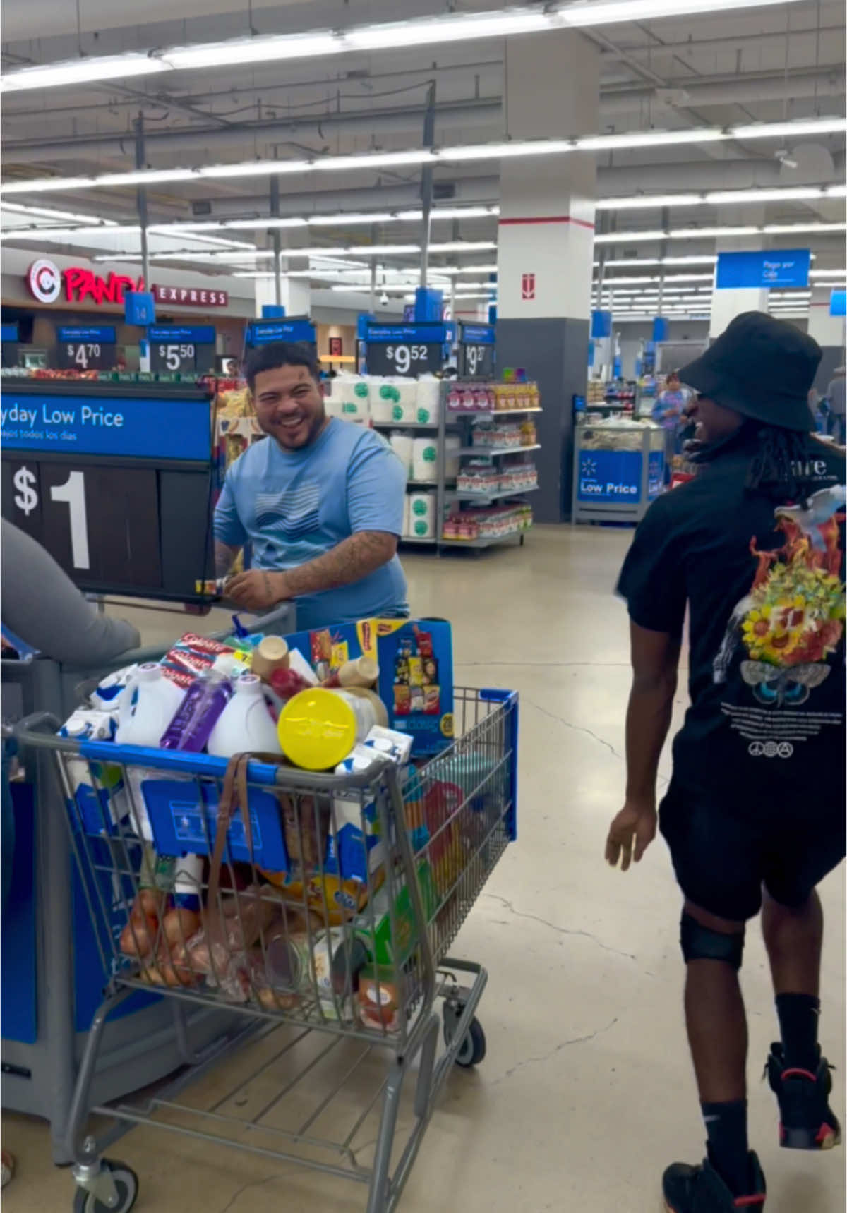 WALMART VIBES (San Juan, Puerto Rico) 🇵🇷🙌🏾😂 Did They Pass The Vibe Check ✅? #fyp #viral #swisher3x #puertorico #vibes 