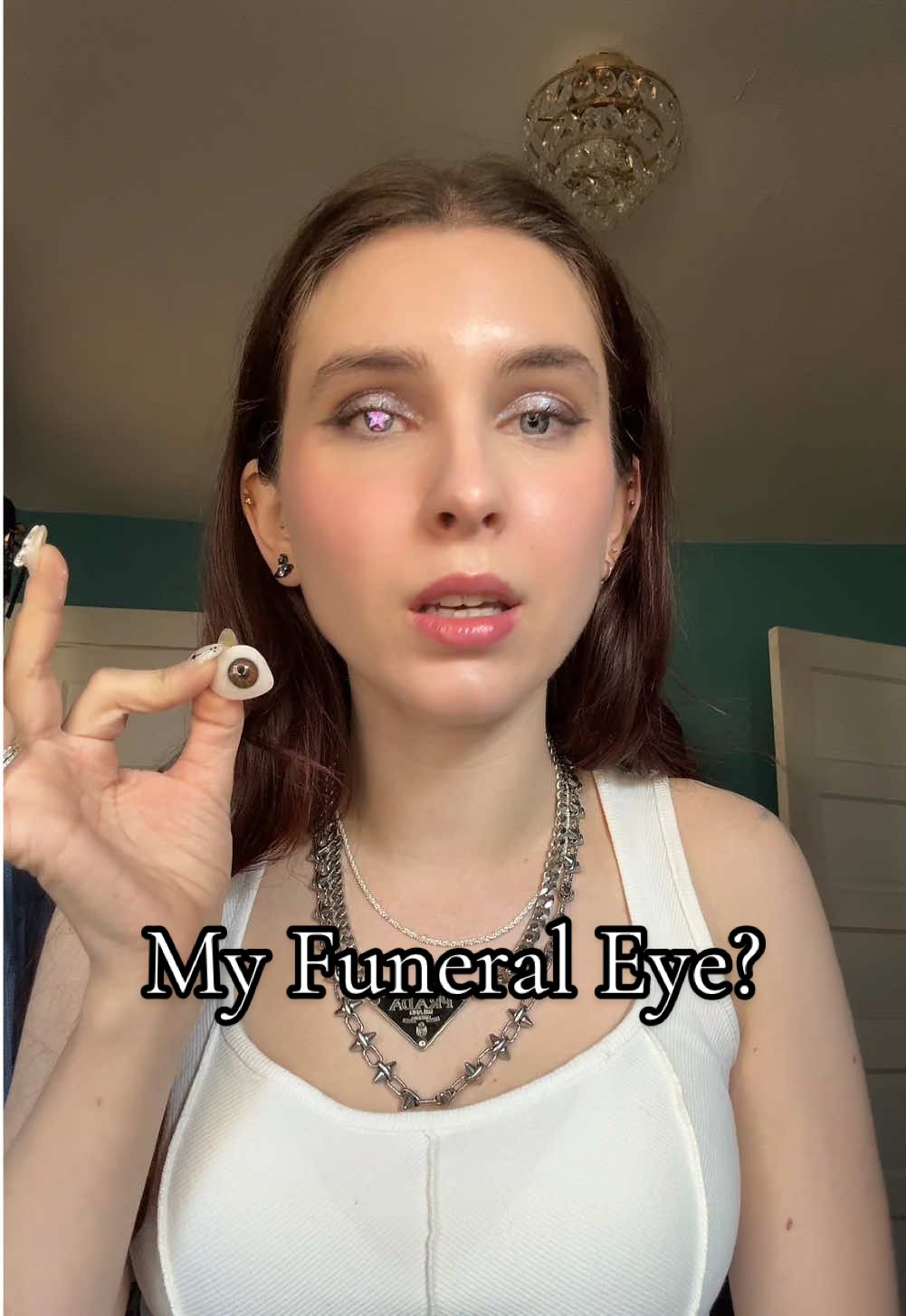 Replying to @Justin Pierce I definitely wouldn’t want grieving strangers to be distracted by my eye. Because it’s distracting until you know what it is and then it’s normal, but a funeral is not the time that I want to be actively normalizing it. #oneeye #fakeeye #qna