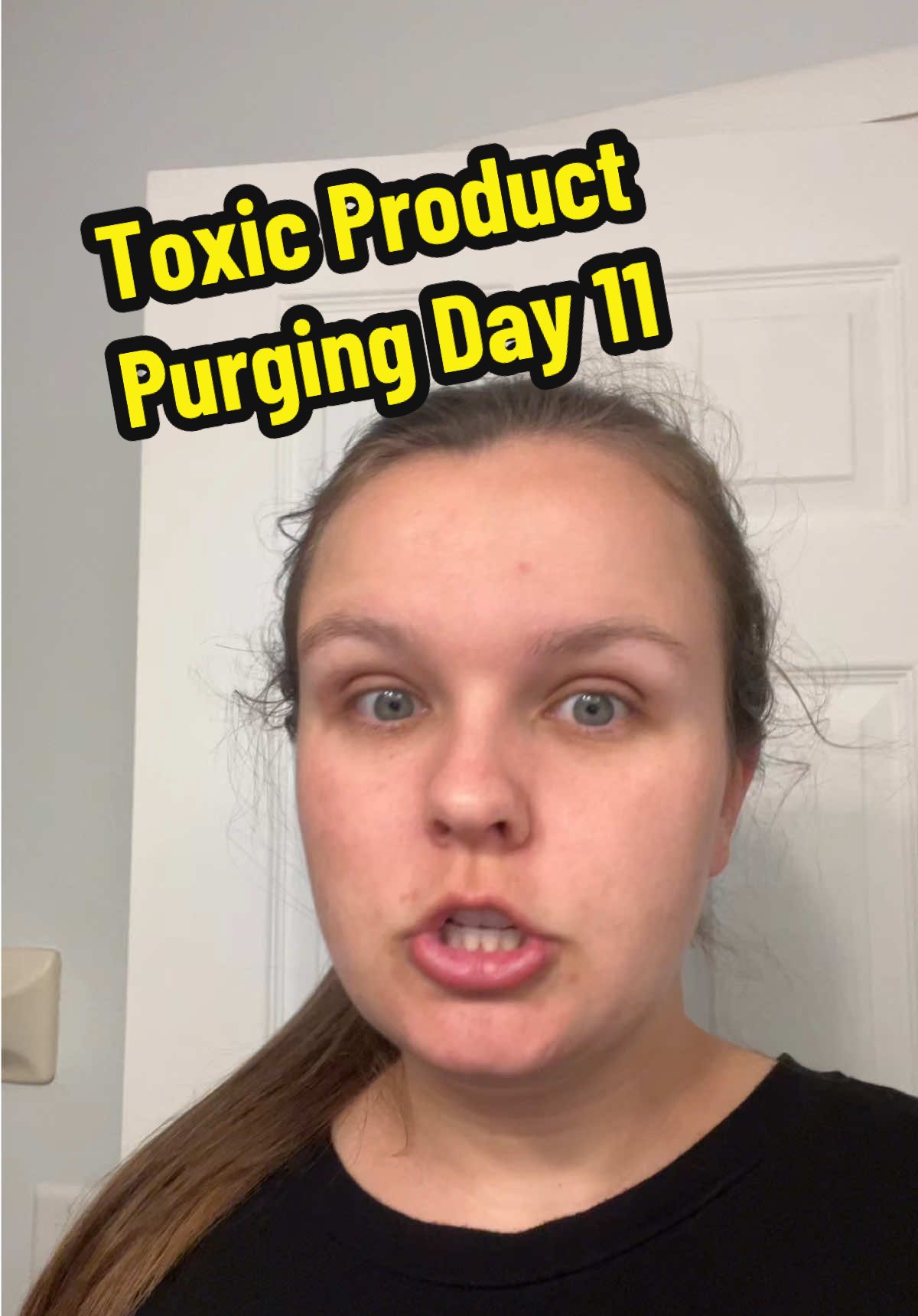 Slimming down on the items I have as well as replacing with non toxic items is so refreshing ! #nontoxicliving #skincareroutine #SkinCare101 #minimalist #donatedontdump #BeautyTok 