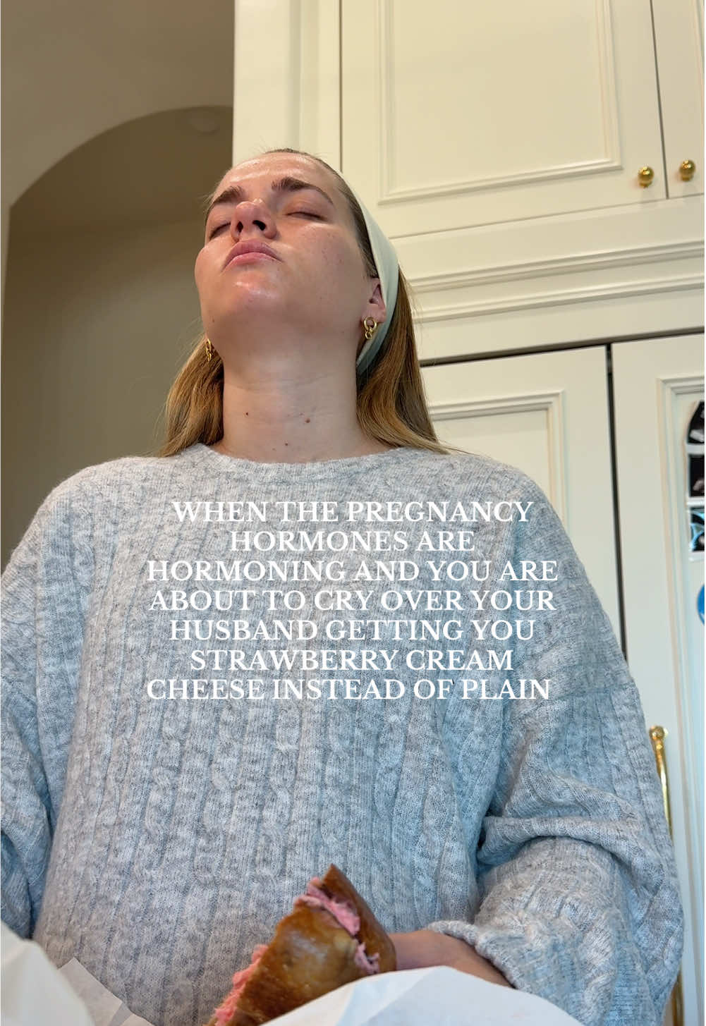 LIKE GIRL IS YOU GOOD?!?!🫠✨🥯🍓 #dayinmylife #trending #viral #thirdtrimester #pregnnacy #comedy #relatable #marriage #family #teamgreen #pregnancycravings #Lifestyle 