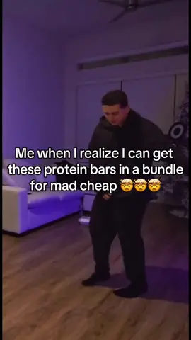 These protein bars taste like snickers 🤤 #protein #proteinbars #gym 