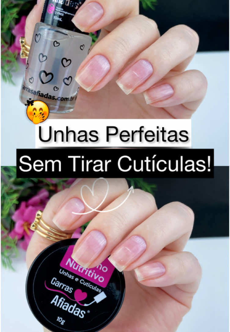 ✨ Quer unhas hidratadas e cuidadas sem tirar as cutículas? ✨ Eu não removo cutículas e sigo um passo a passo incrível: 1️⃣ Começo lixando as unhas e os cantinhos mais duros. 2️⃣ Uso o bálsamo nutritivo da Garras Afiadas, que hidrata as cutículas, ajuda na cicatrização de bifinhos e ainda serve para lábios e cotovelos! 3️⃣ Empurro as cutículas com uma espátula e aplico novamente o bálsamo. 4️⃣ Faço uma leve esfoliação com escovinha e lavo bem as mãos. 5️⃣ Finalizo com a base nano colágeno, que fortalece as unhas e dá firmeza. 💡 Dica extra: Use o cupom SIMONE12 para desconto exclusivo no bálsamo! Curtiu? 💅 Deixe seu like, compartilhe e me siga para mais dicas incríveis! #unhasperfeitas #cuidadocomasunhas #hidrataçãodecutículas #manicureemcasa #unhasnaturais #cutículassaudáveis #dicasdebeleza #unhashidratadas #ManicureSemSegredos #unhasfortes @Garras Afiadas Cosméticos 