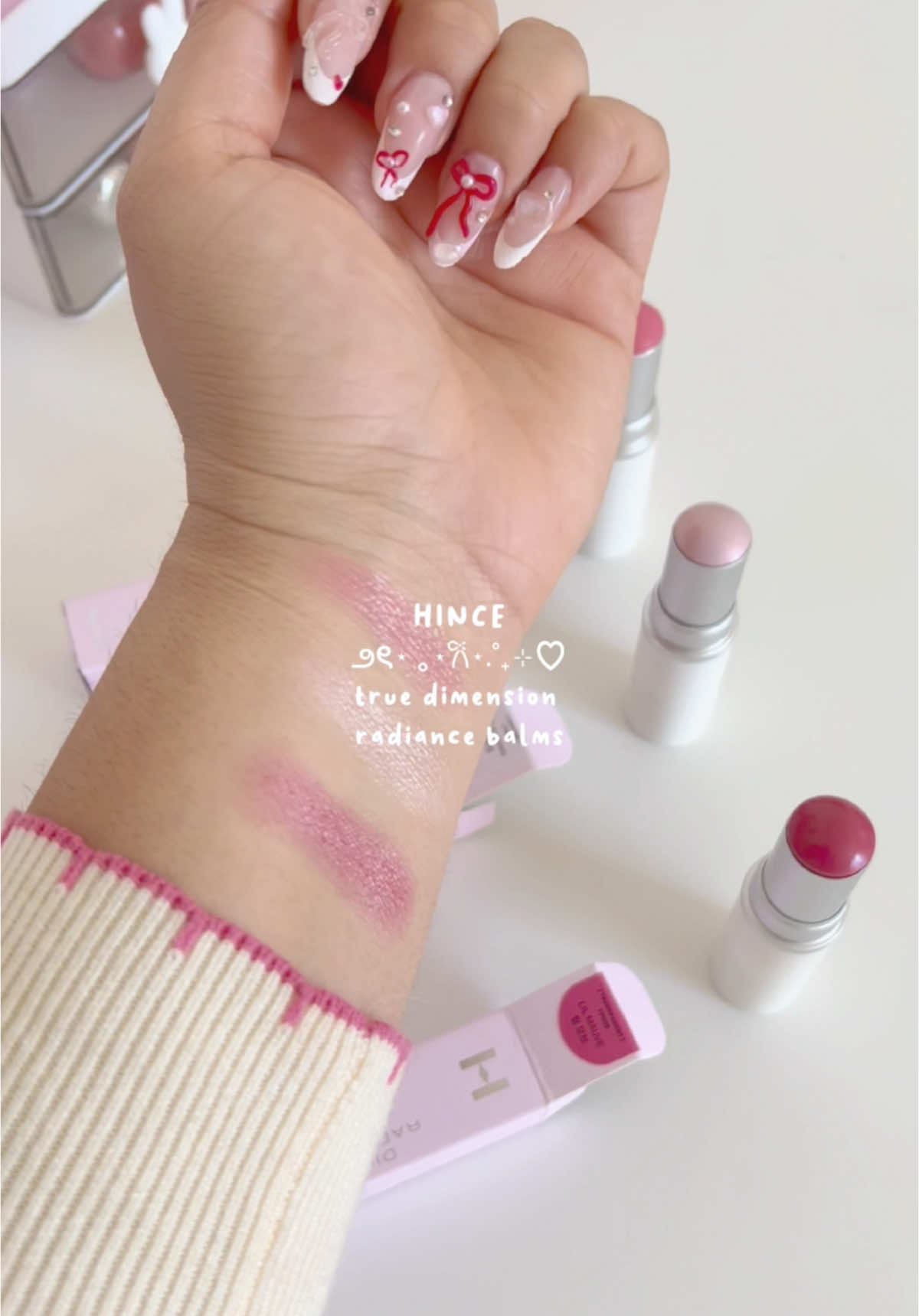 the prettiest glass skin blush ✨ Shelly Glow Collection by @힌스 hince_official 💗 available on oliveyoung use code LUNA097 to save ✨ #hince #hincemakeup #hincetruedimension #blush #highlighter #kbeauty #makeup #beauty #kbeautyproducts #glowymakeup #glow 