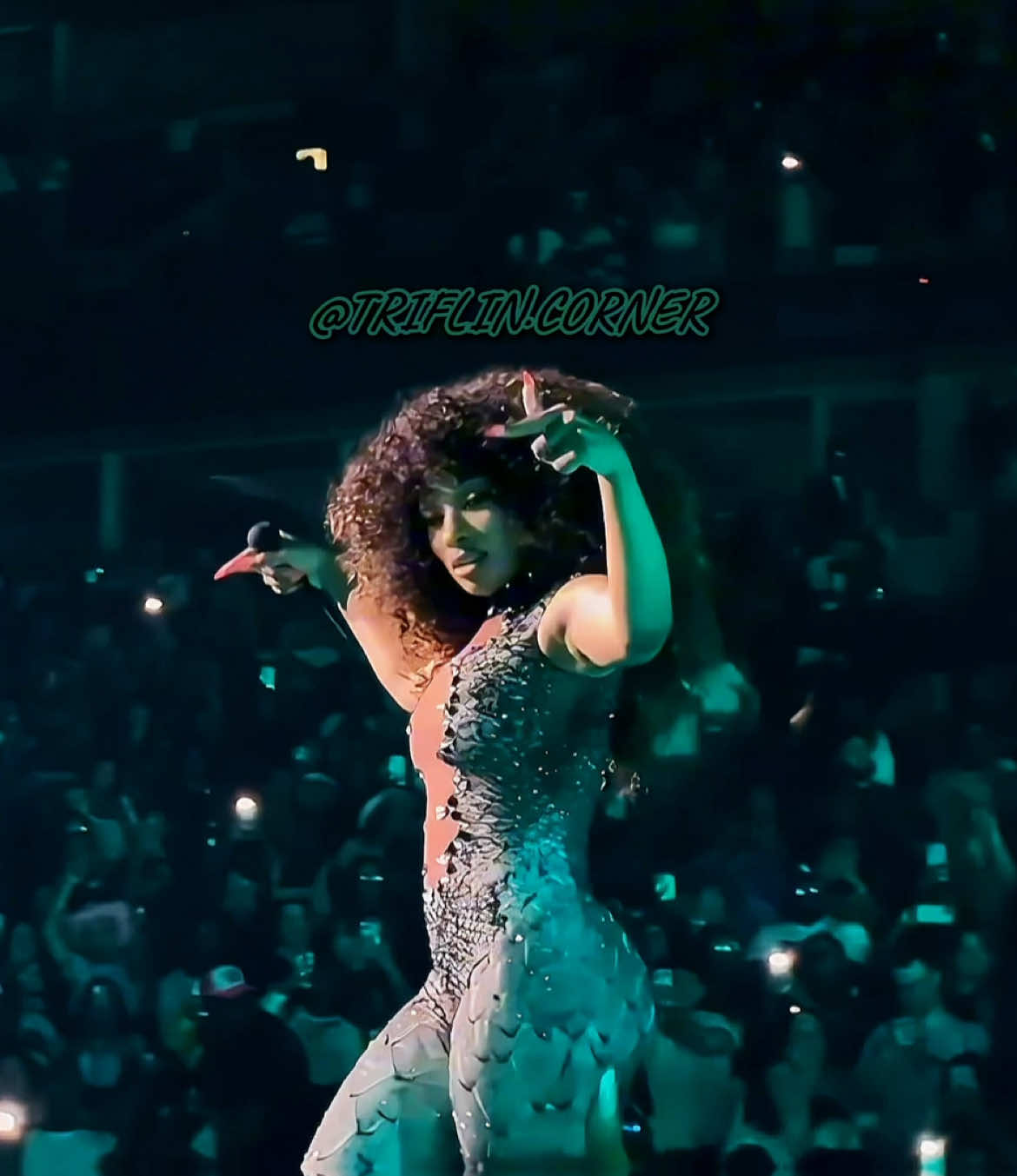 #MEGANTHEESTALLION | Thee baddest (yes I’m down bad) | #megantheestallionedit #fyp #foryoupage #hotgirlsummer #hotgirlsummertour #triflincorner  Duo acc: @ma̸nic  Go follow :) Clips from “crystal clear concerts” and “Dan Cox” on YouTube 