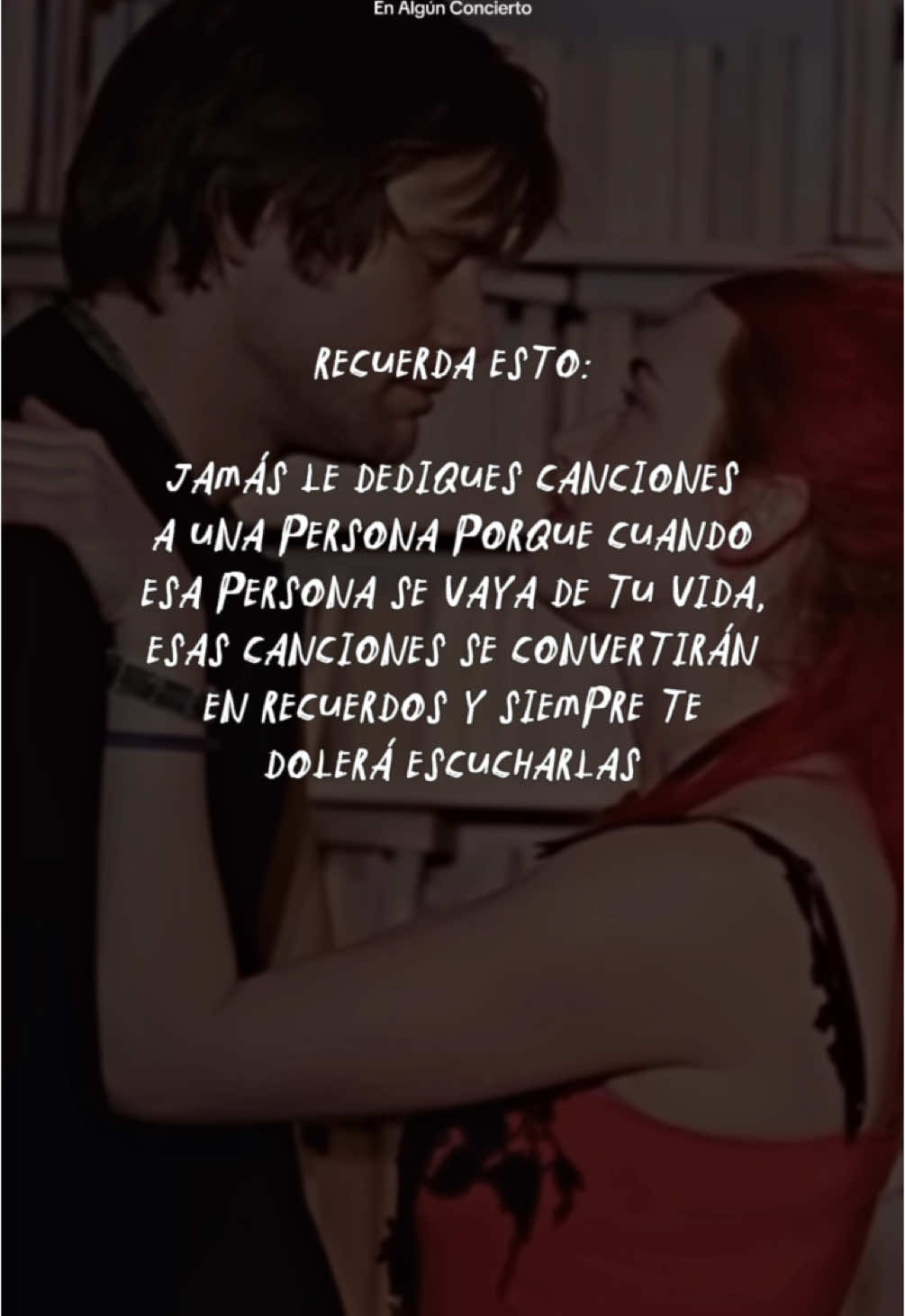 Dedicar canciones a una persona es peligroso. Porque cuando esa persona sale de tu vida, las canciones que tú le dedicaste te traerán recuerdos y siempre se te hará complicado volver a escucharlas sin recordar a quien le pertenecían… ¿Te ha pasado? Cuéntanos cuáles canciones has dedicado y siempre esa persona aún sigue en tu vida o no ✍🏻✍🏻✍🏻✍🏻 - - - #concierto #rock #musica #festival #punk #rockalternativo #pop #blink182 #metallica #paramore #oasis #badomens #bringmethehorizon #metal #deathcore #musical #amor #dedicar #canciones #pareja #triste #ruptura #rupturaamorosa