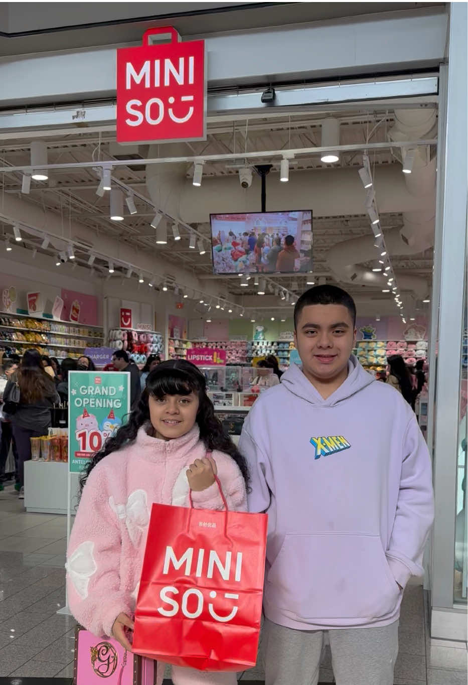 Come with us to grand opening @Miniso Official @MINISO United States #minisosanrio #minisousa #minisotoys #minisograndopening 