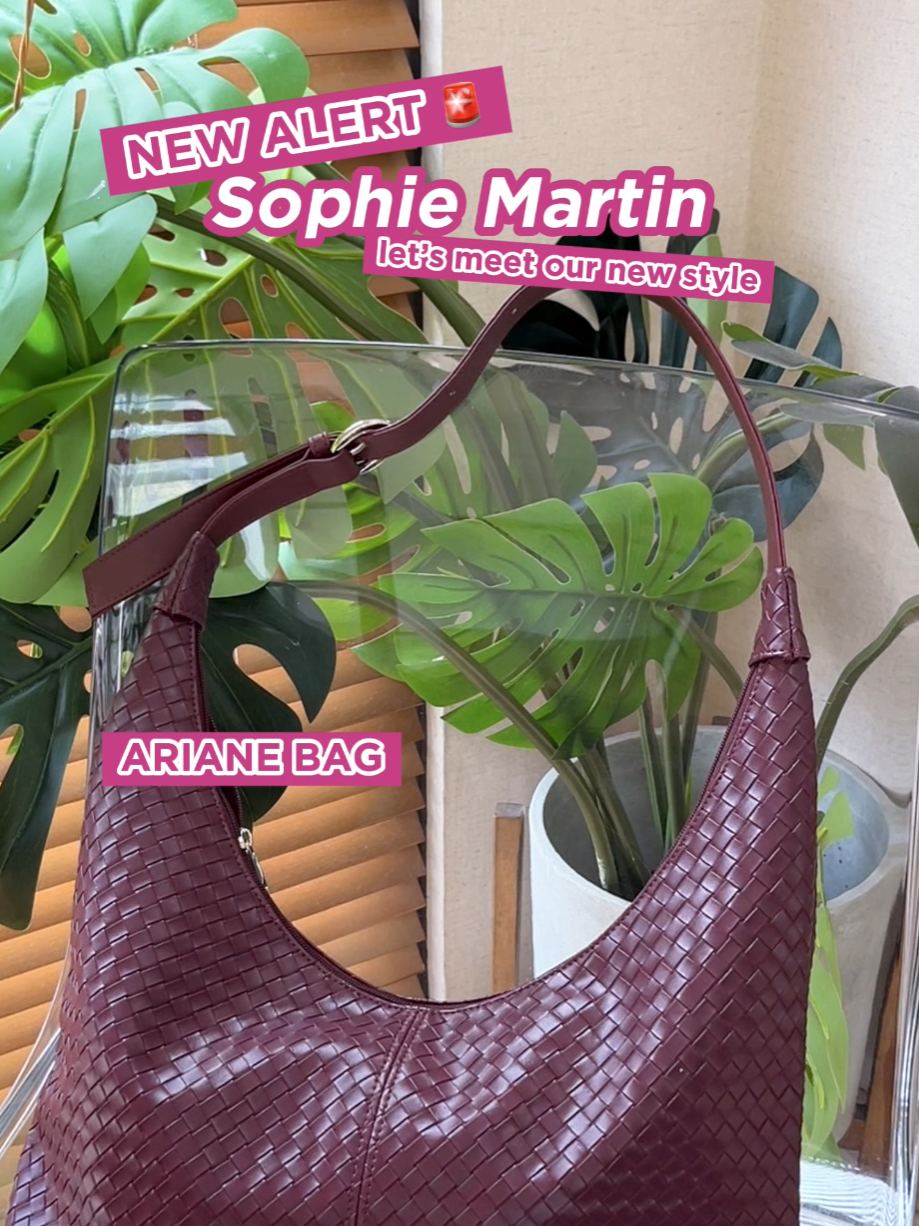 NEW ALERT🚨 Tambahkan koleksi tas cantik ini ke wishlist-mu, Sofers! 💖#SophieMartin #BeliLokal #RekomendasiTas