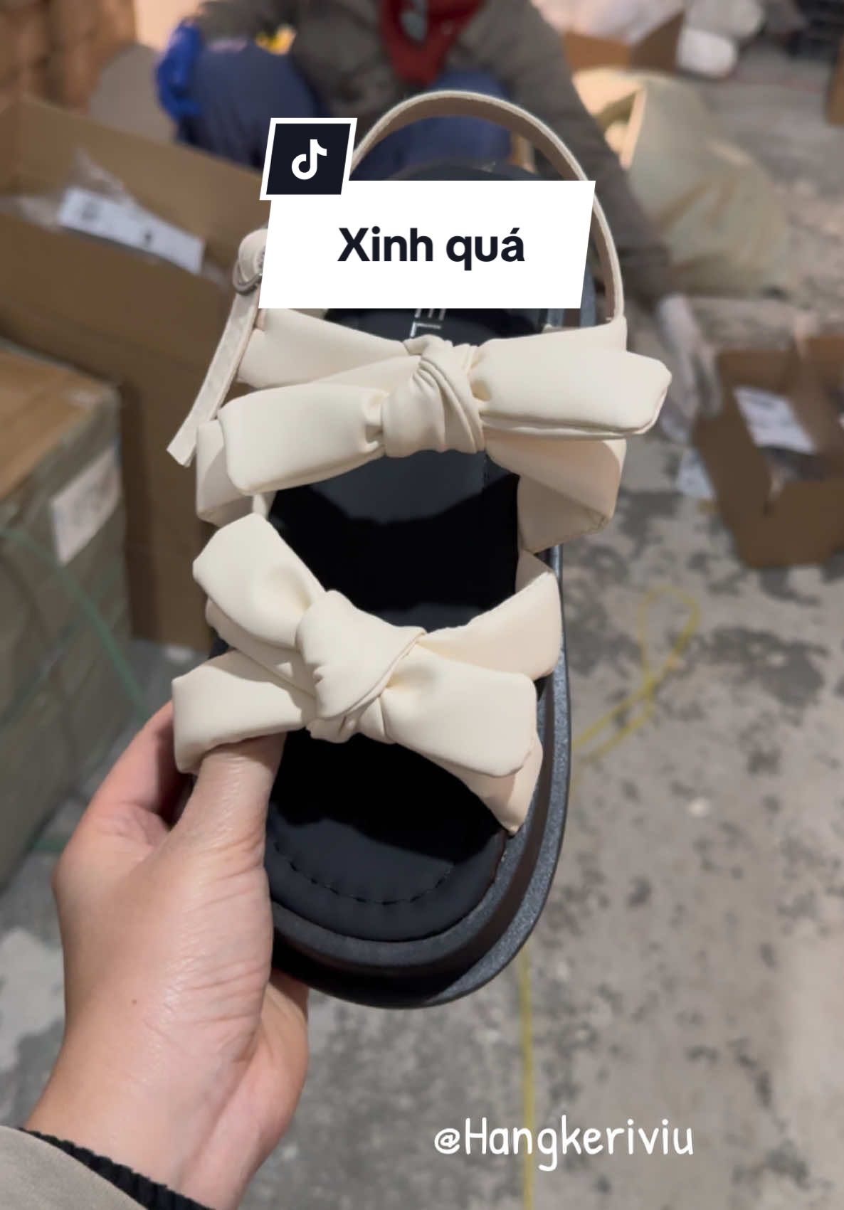 Xinh quá #xuhuong #trending #hangkeriviu #sandal #sandalnu #sandaldihoc 