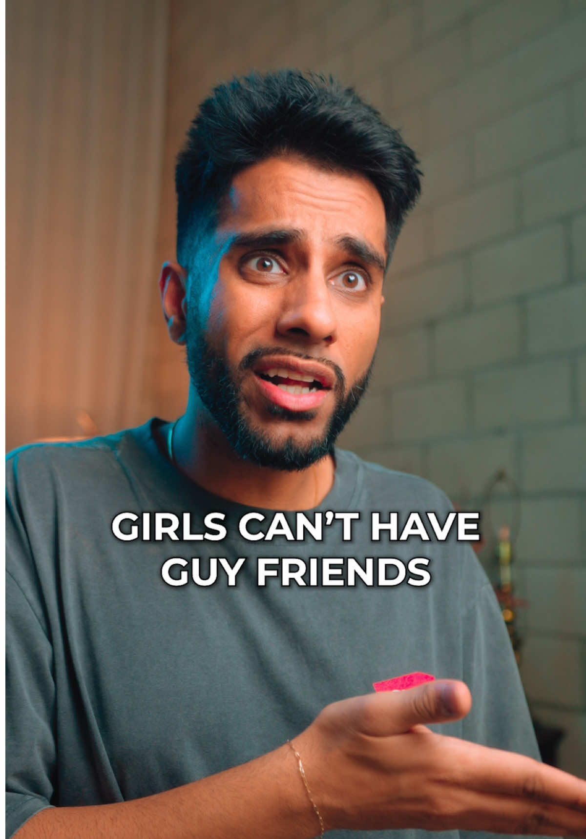 girls can’t have guy friends 😰 #comedy #couple #relatable #skit