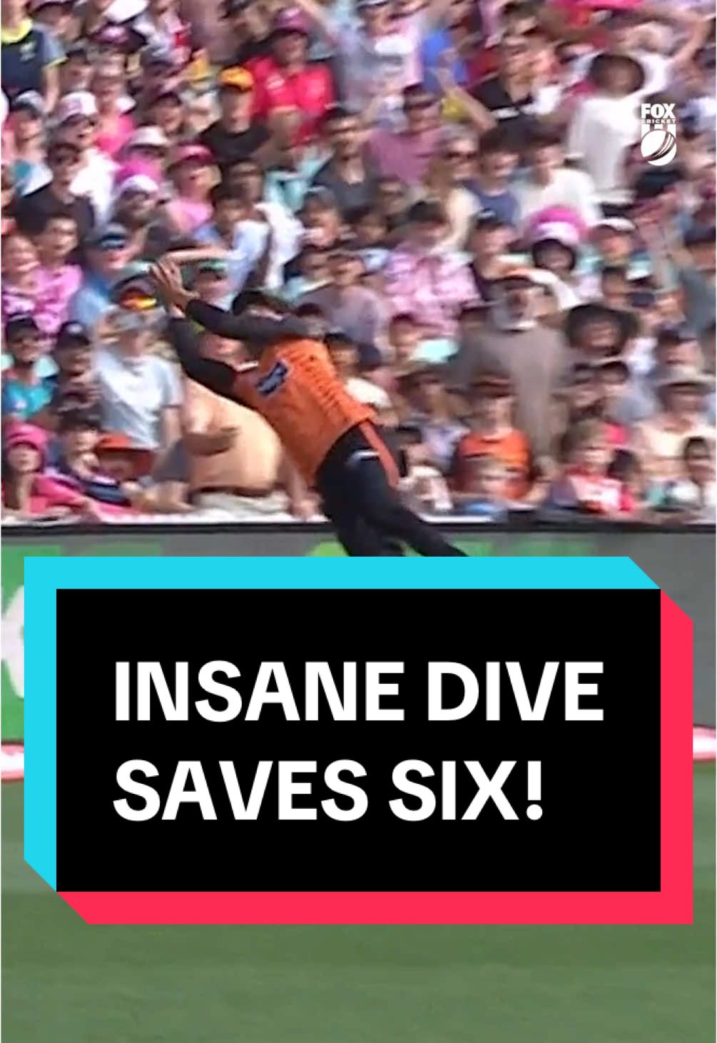 Talk about athletic 🤯 This was insane from Sam Fanning! #cricket #bbl14 #save #fielding 