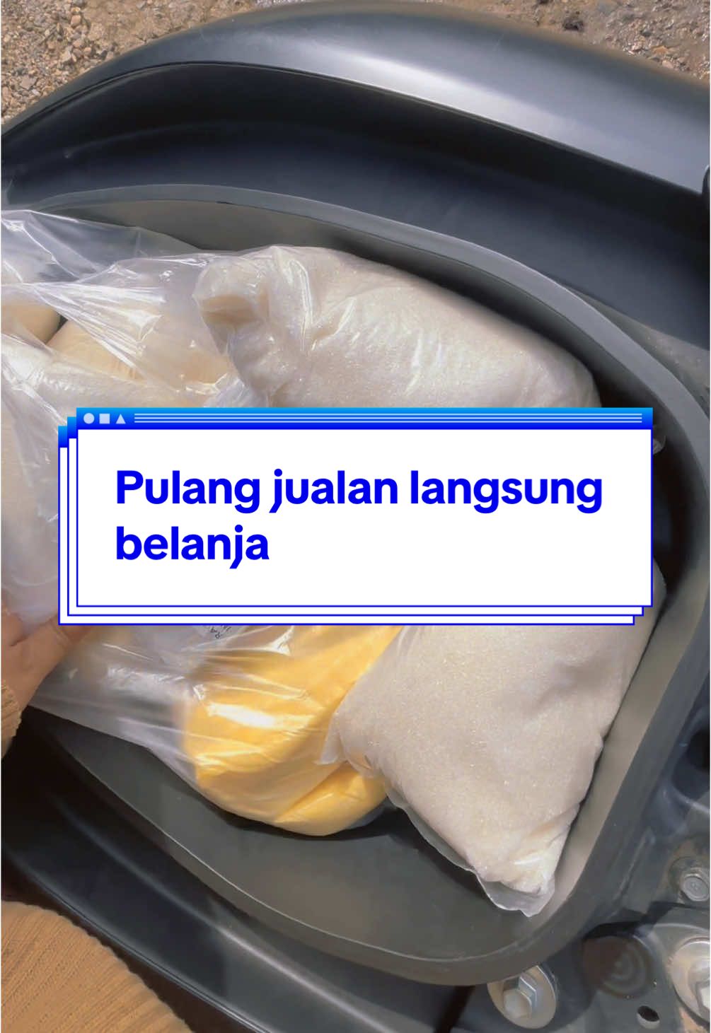 Pulang jualn langsung belanja #risnajualankuekeliling #fouryou #fypシ #xybca #tiktok #adayinmylife 