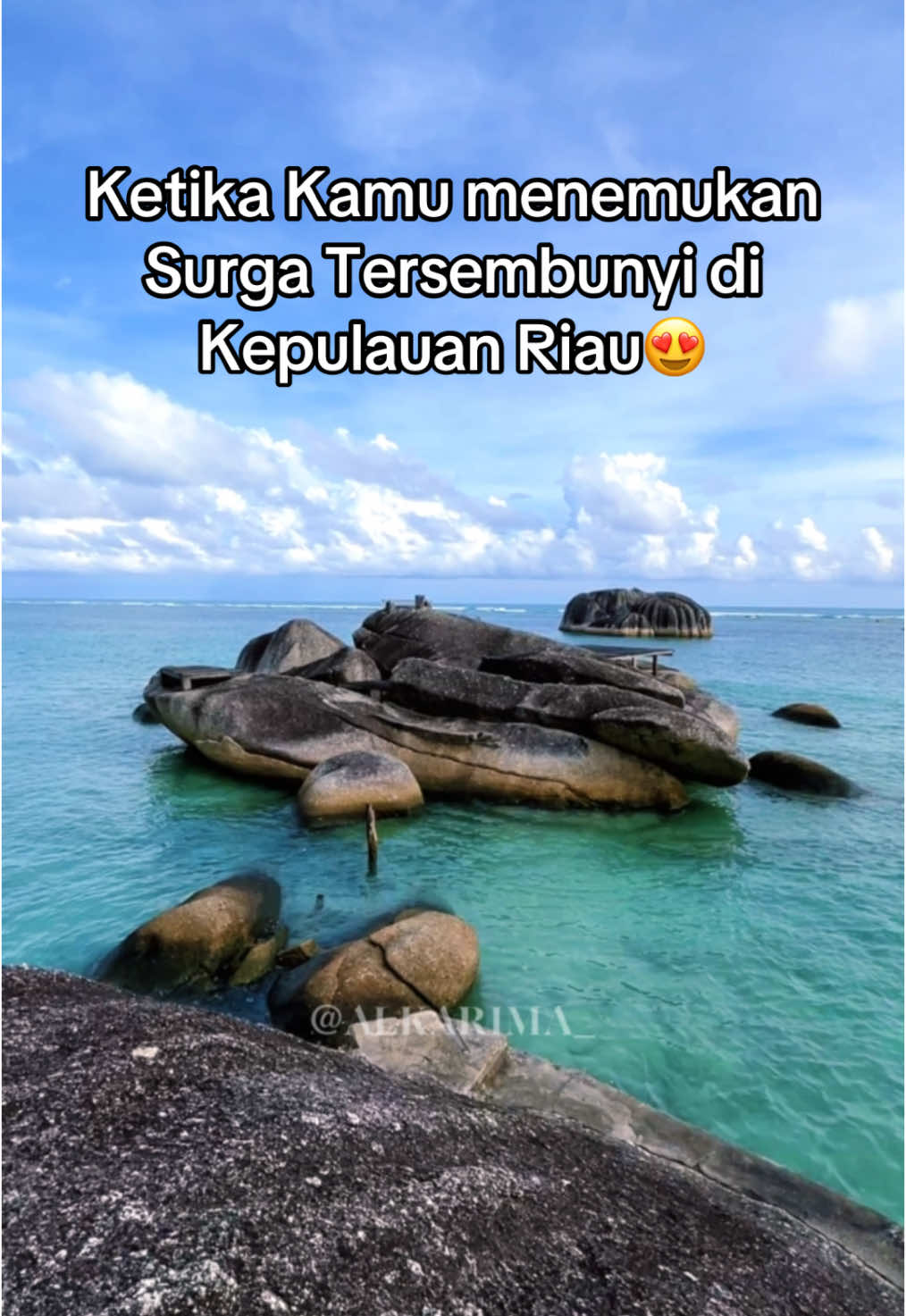 Indahnya pantai di Natuna #natuna #kepulauanriau #kepri #fyp #fypgakni #hiddengems #pantai 
