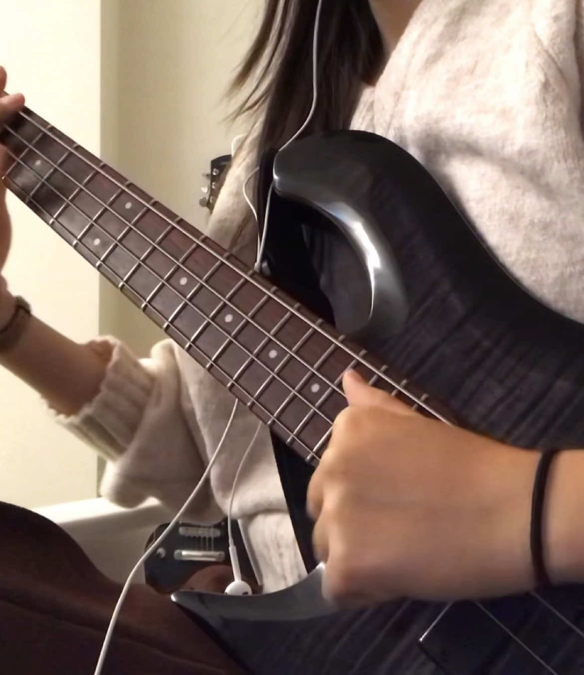 Maroon 5 - Moves like jagger ( by.@darthstephious ) #bass #cover #베이스 #커버 