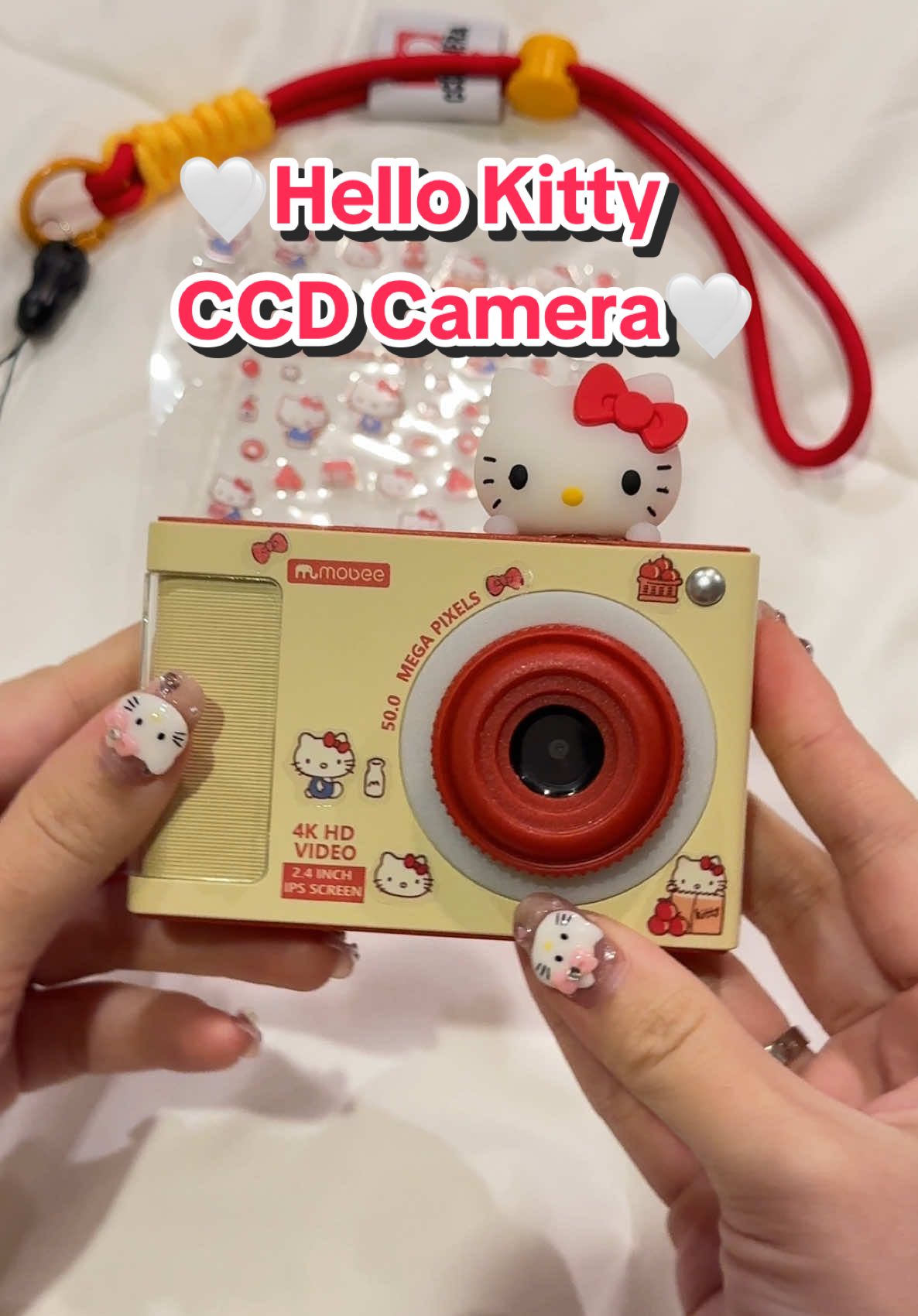 กล้อง Hello Kitty แปะติกเกอร์หนุกๆ น่ารักกกกกก กล้องดิจิตอลฟีลวินเทจยี่ห้อ CCD ค่าาา พรีมาไม่เกิน 2 ใบเทา ❤️❤️❤️ #sanrio #hellokitty #kitty #ccdcamera 