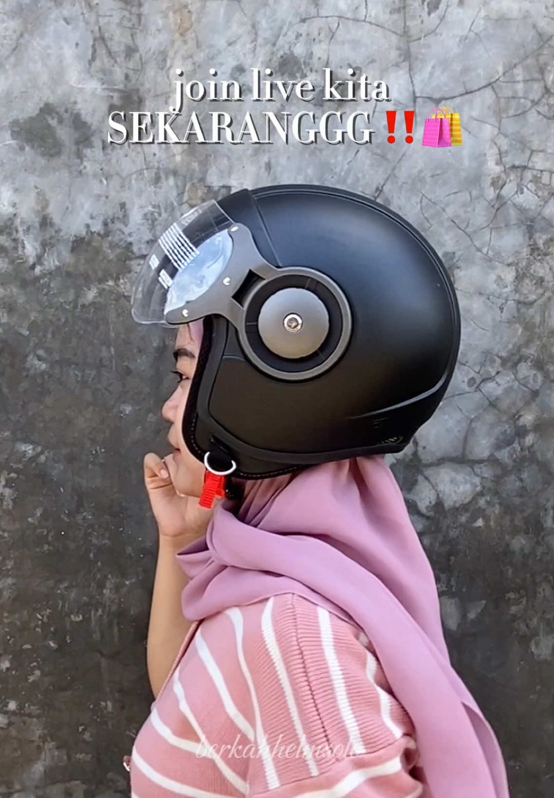 Helm nsx hijab terbaru nih#fypシ゚viral #helmindonesia #fyppppppppppppppppppppppp #helmoriginal #helm #helmmurah 