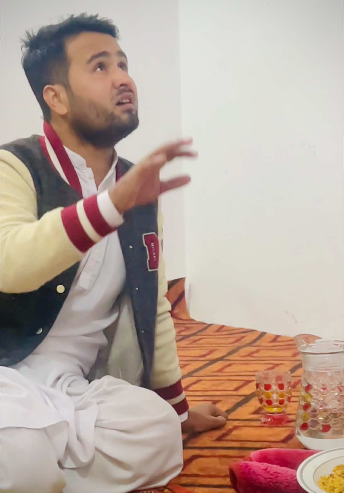 Umar Farooq Musafir Sab Ta Daly❤️Khkoli Mulaqat😘❤️#tauseefvoiceartist #tauseefvoice #tranding #tiktok #viral #foryou #foryou #foryou 