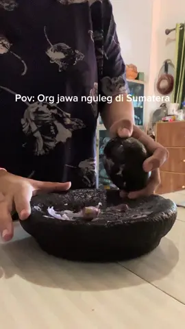 Ada yg gini jg ga?😭 susah bgt woy pke uleg an yg bulet😭