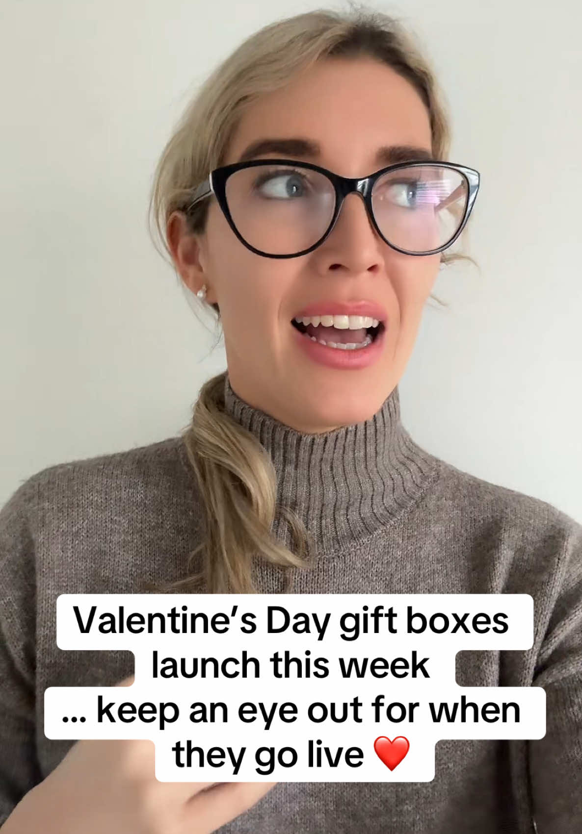 Valentine’s Day gift boxes launch this week… keep an eye out for when they go live ❤️ #fyp #ValentinesDay #bespokeorder #beseen 