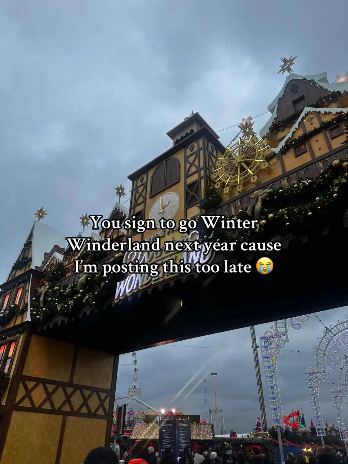 #winterwonderland #winterwonderland2024 #yoursigntogo #Foodie #londontiktok #tacos #loadedfries #munch #contentcreator #foodblogger #fyp #reccommendations #viral 