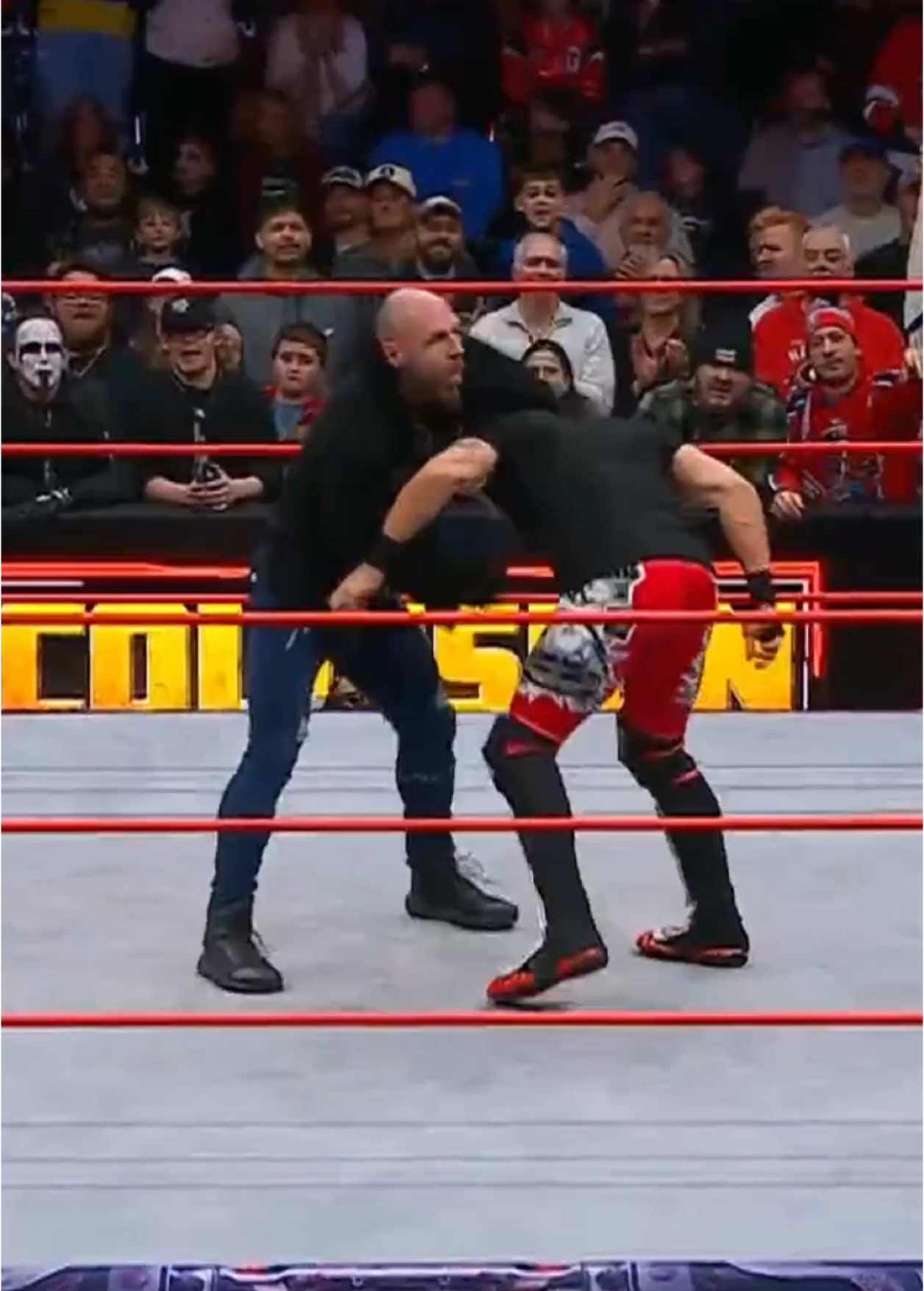 Does #AEW World Champion #JonMoxley fear #PowerhouseHobbs ? #allelitewrestling #prowrestling #prowrestlingtiktok #aewcollision #cope #claudiocastagnoli #wheeleryuta #marinashafir #tnt #sportsonmax 