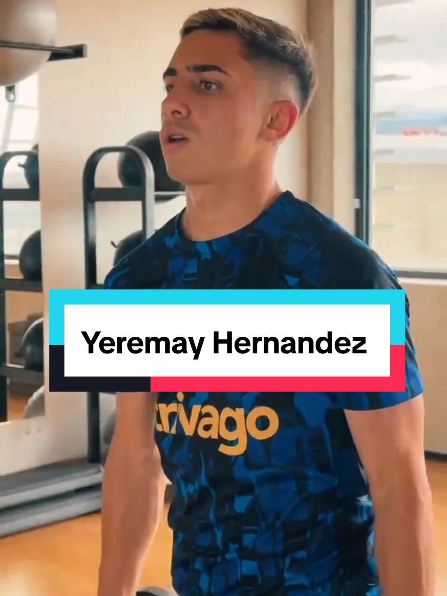 Chelsea's transfer target Yeremay Hernandez training in Chelsea's training kit jersey. Chelsea  have made a bid to sign left winger Yeremay Hernandez from Deportivo de La Coruña. Welcome to Chelsea Yeremay Hernandez #Chelsea #foryou #yeremayhernandez #chelseafc #PremierLeague #cfc #ucl #fyp #footballtiktok #xyzbca #trendingvideo #KTBFFH #viral #deportivalacoruña 